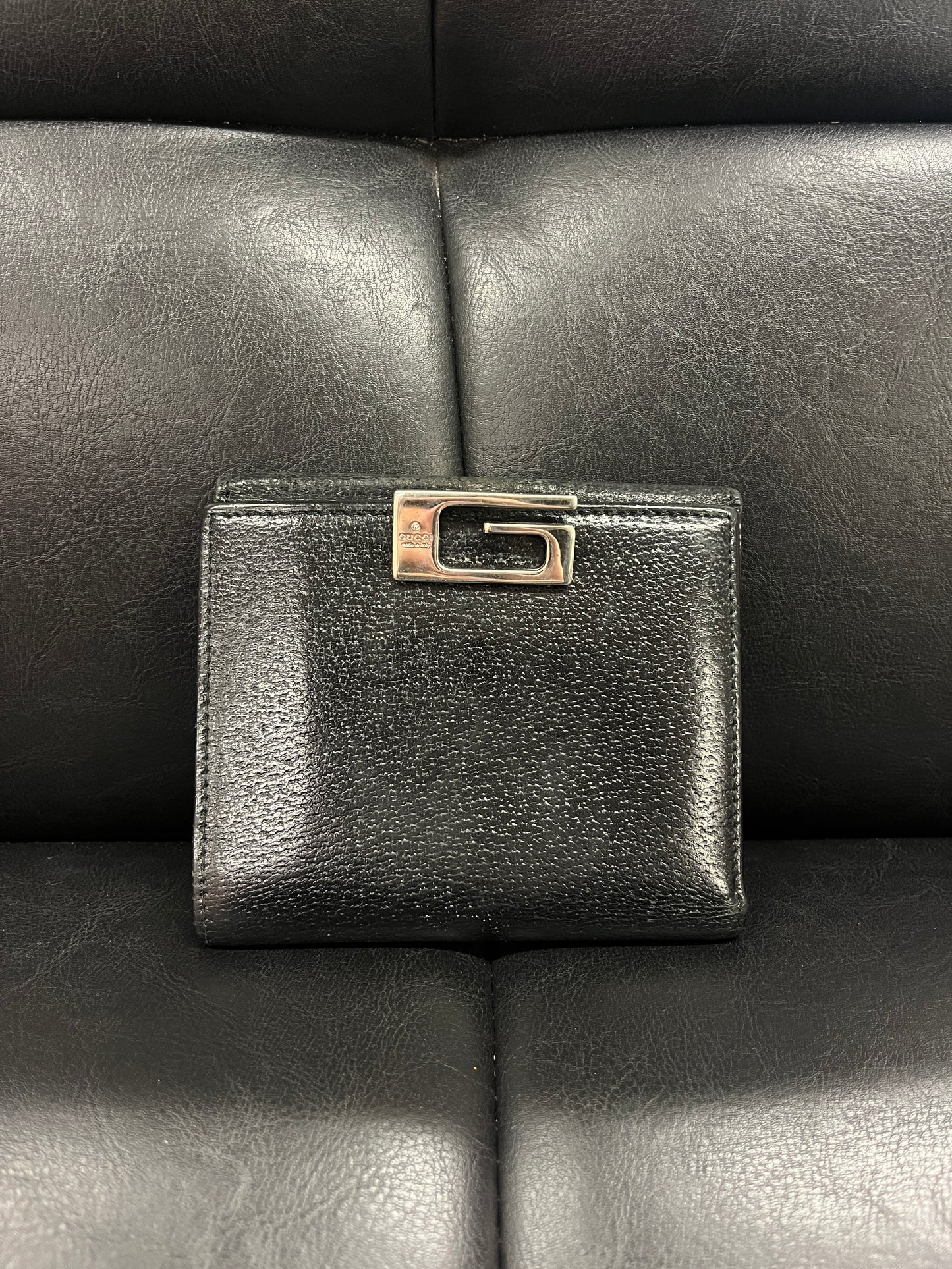 GUCCI LEATHER WALLET