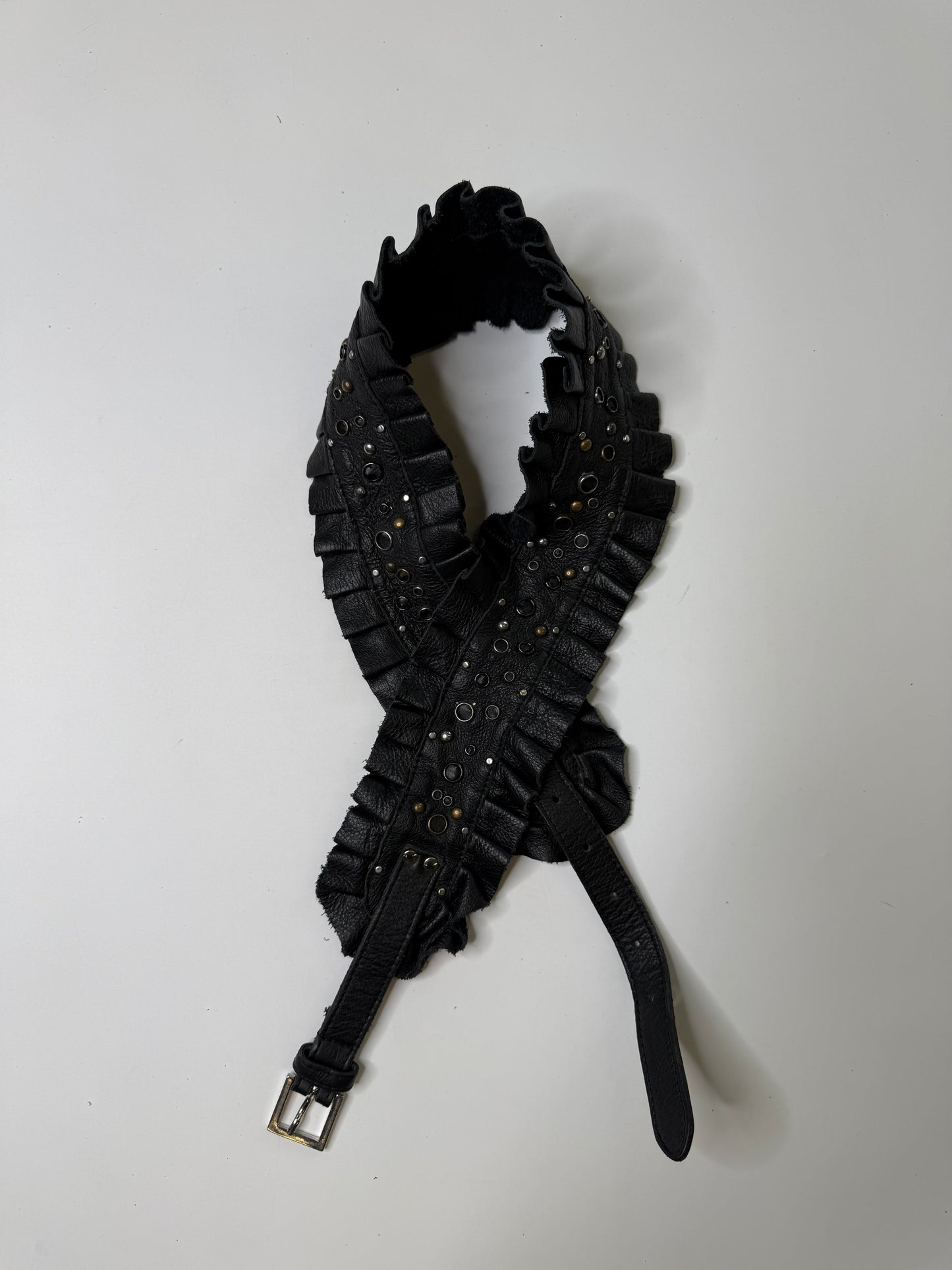 DECONSTRUCTED RUFFLE LEATHER BELT BLACK (S)
