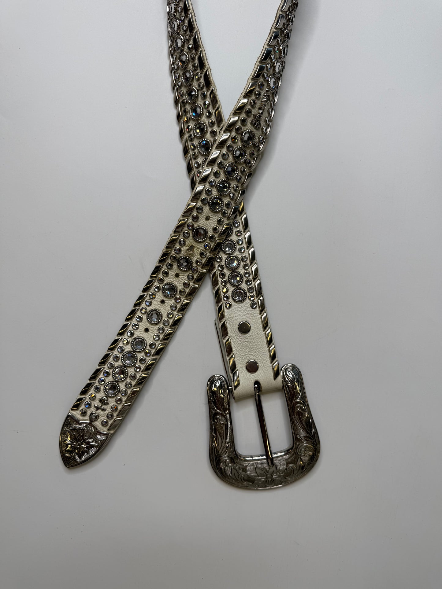 KIPPYS RHINESTONE DIAMOND BELT – WHITE (S)