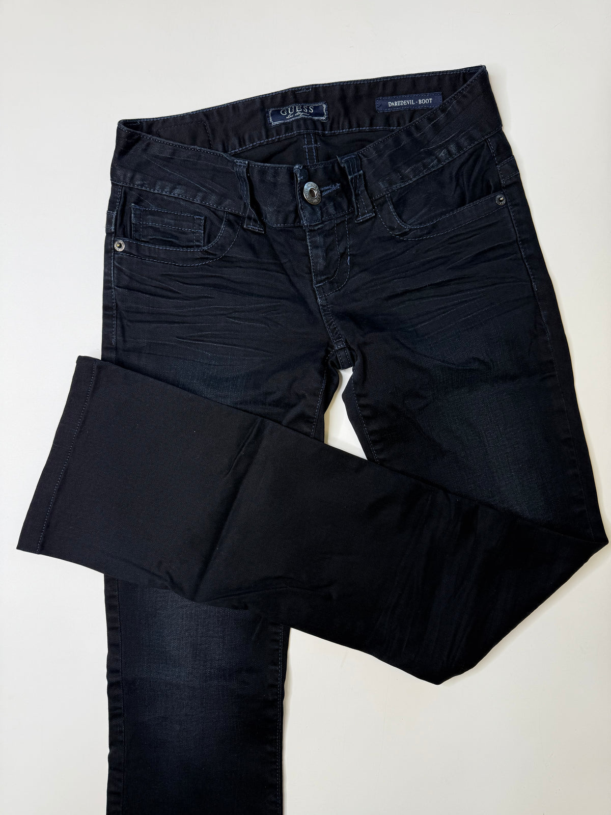 GUESS DAREDEVIL BOOT JEANS – BLACK (24)