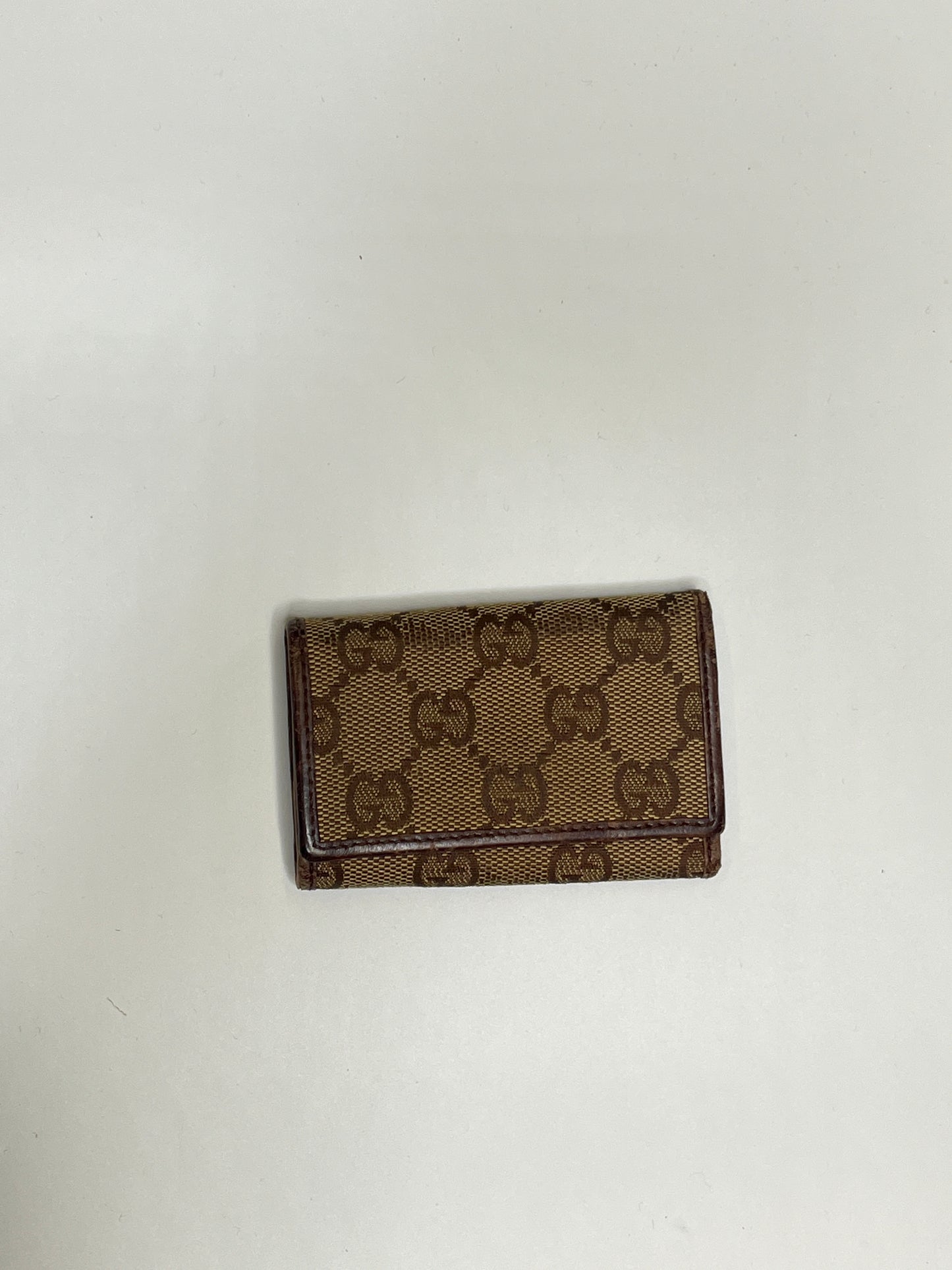 GUCCI MONOGRAM KEYHOLDER
