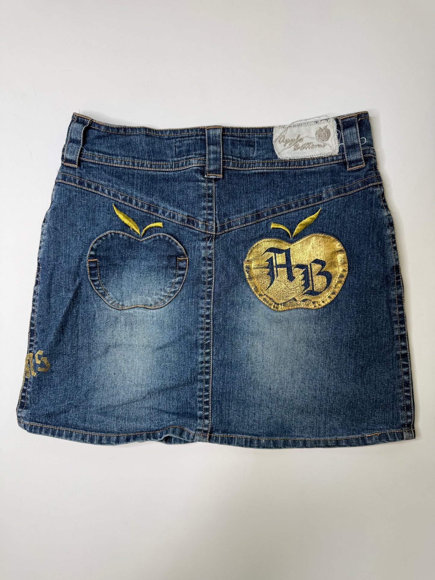 APPLE BOTTOMS EMBROIDERED DENIM MINI SKIRT (BLUE)