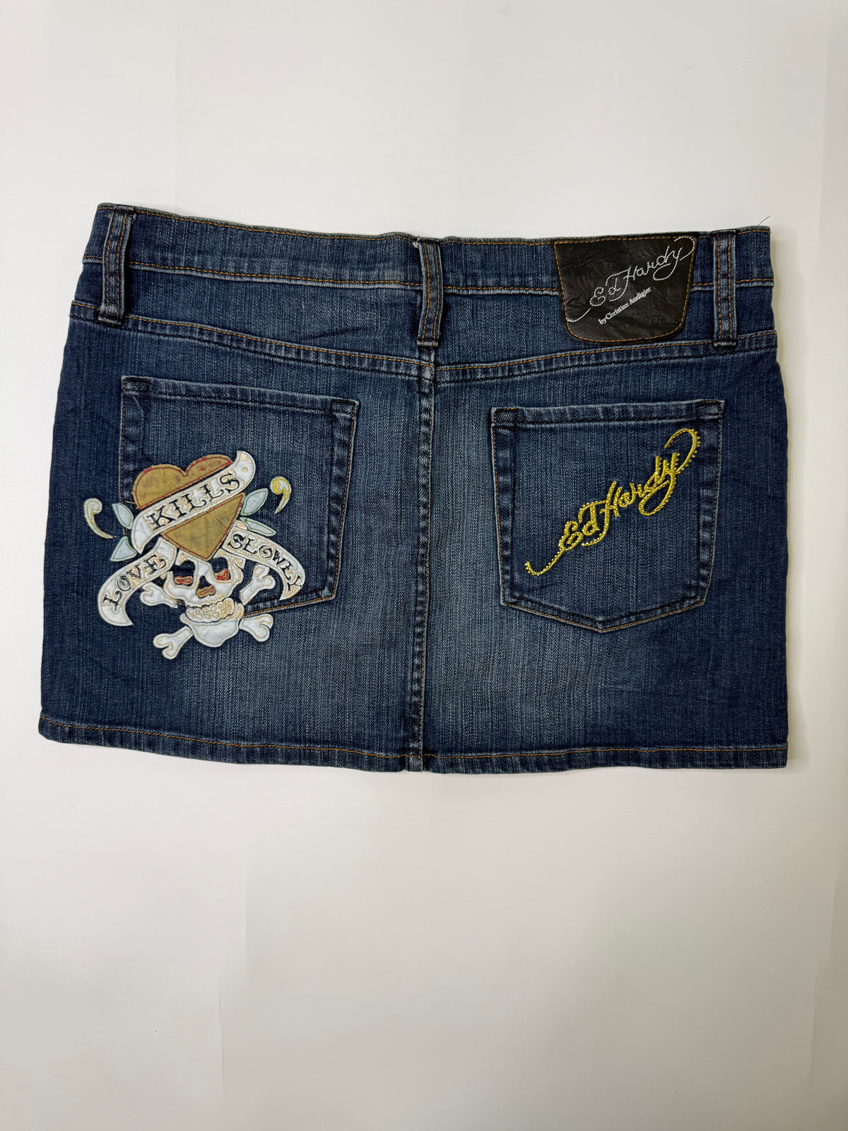 ED HARDY VINTAGE LOVE KILLS SLOWLY DENIM MINI SKIRT (31, M)