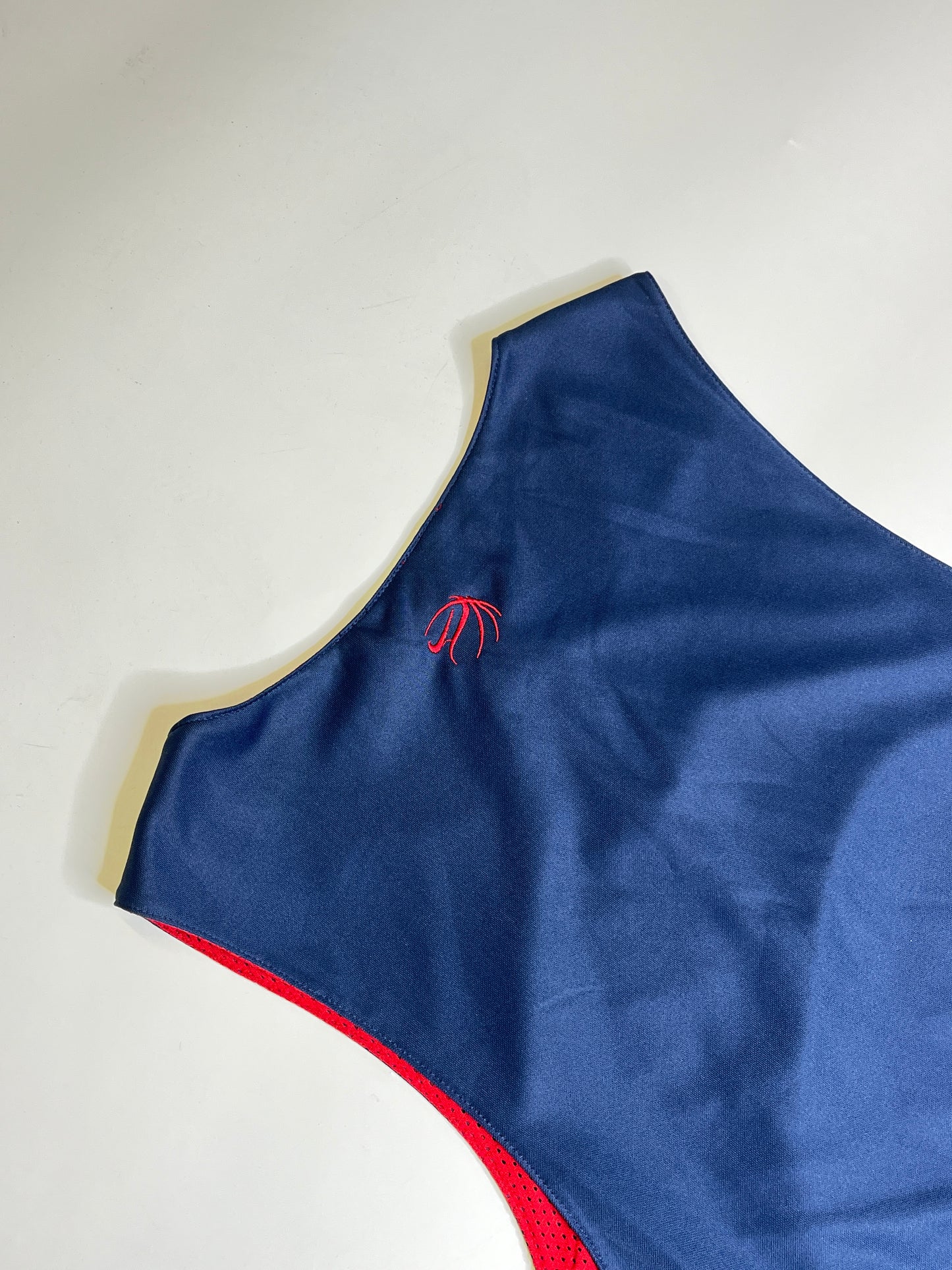 DEADSTOCK REVERSIBLE NIKE TANK TOP SHIRT WITH TAG(m.S)