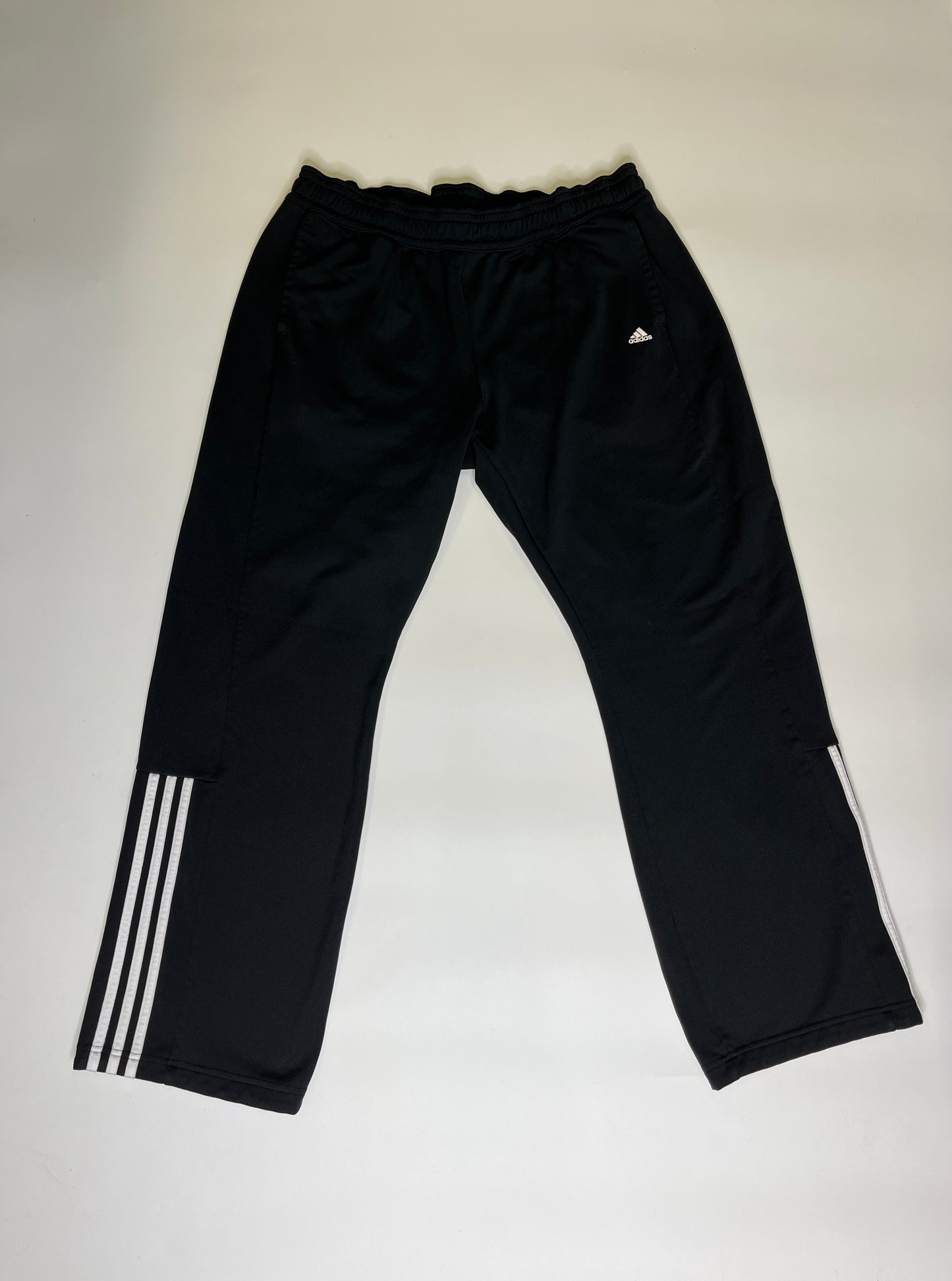 ADIDAS PANTS (XL)