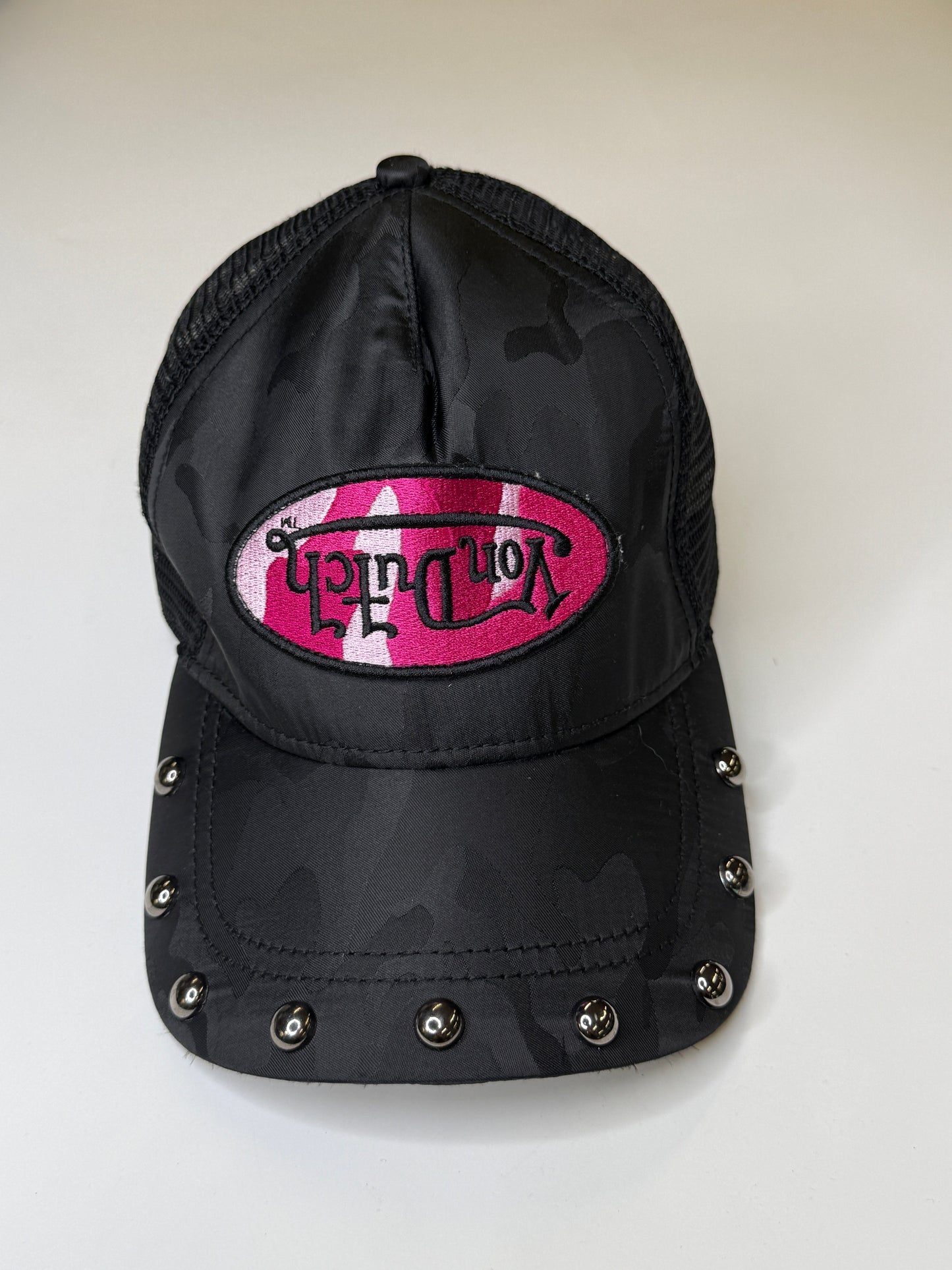 VON DUTCH BLACK CAMO STUDDED VINTAGE TRUCKER CAP