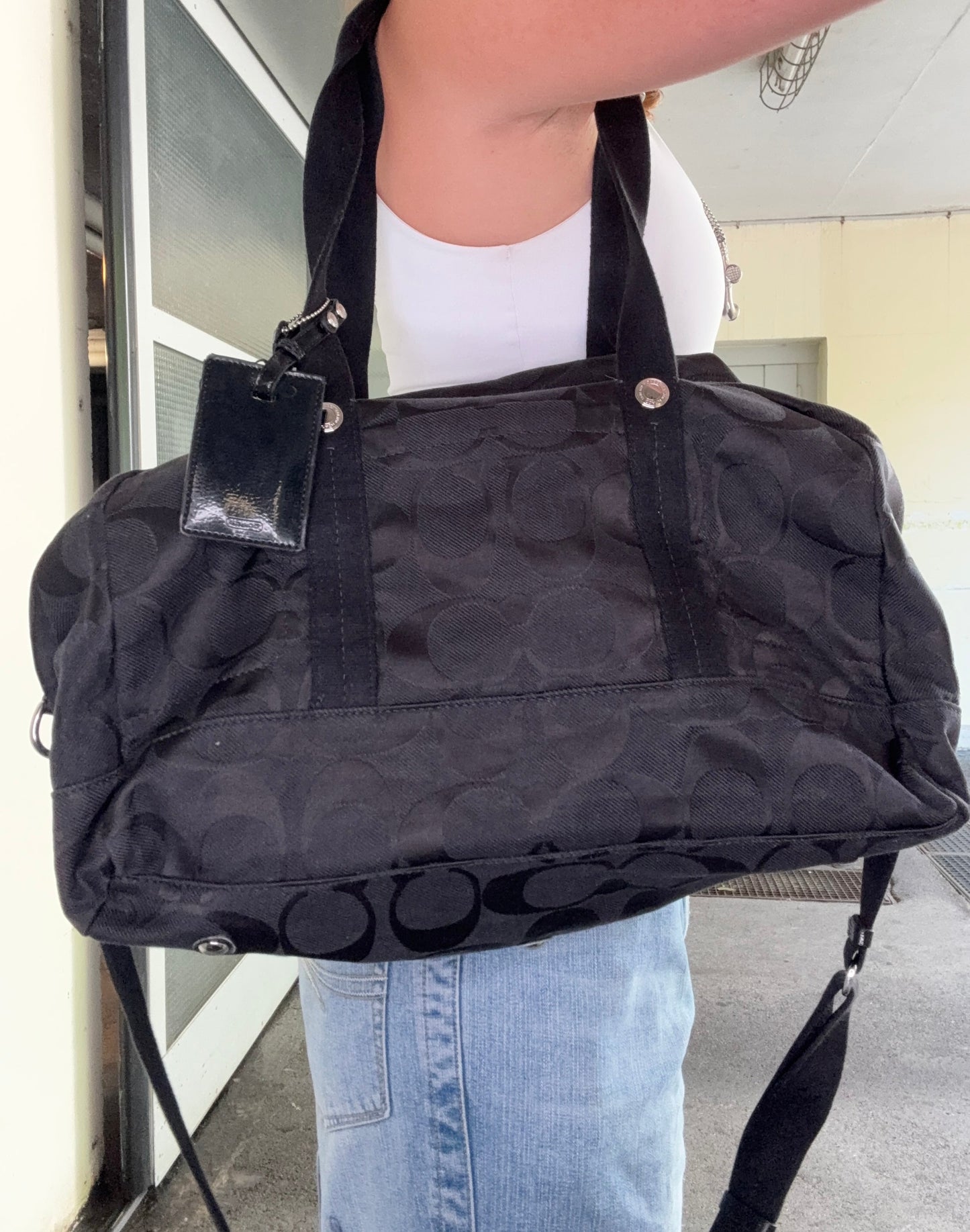 COACH VINTAGE BLACK SIGNATURE TONAL BAG/ TRAVEL BAG