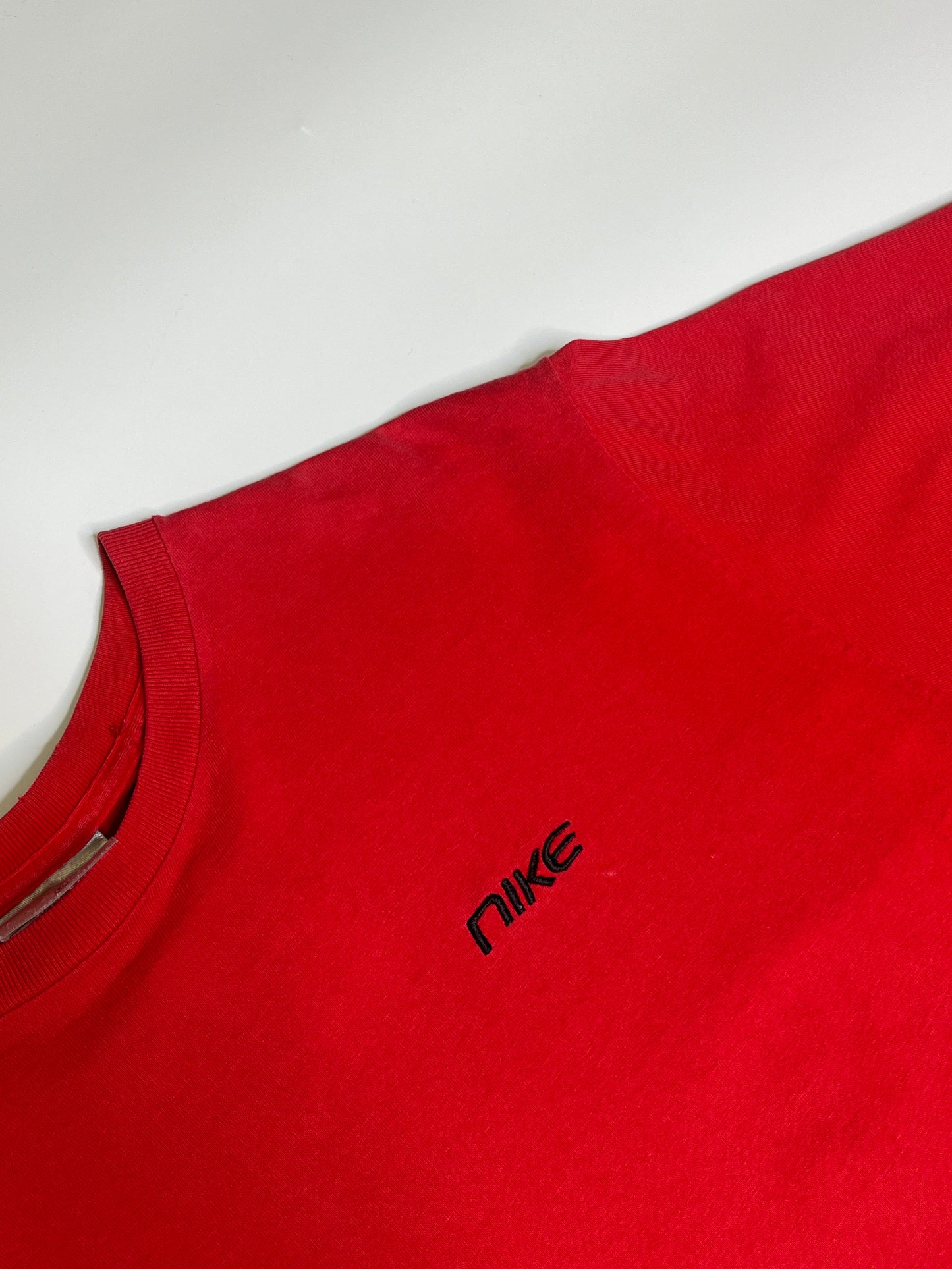 NIKE 2000s T-SHIRT (M-L)