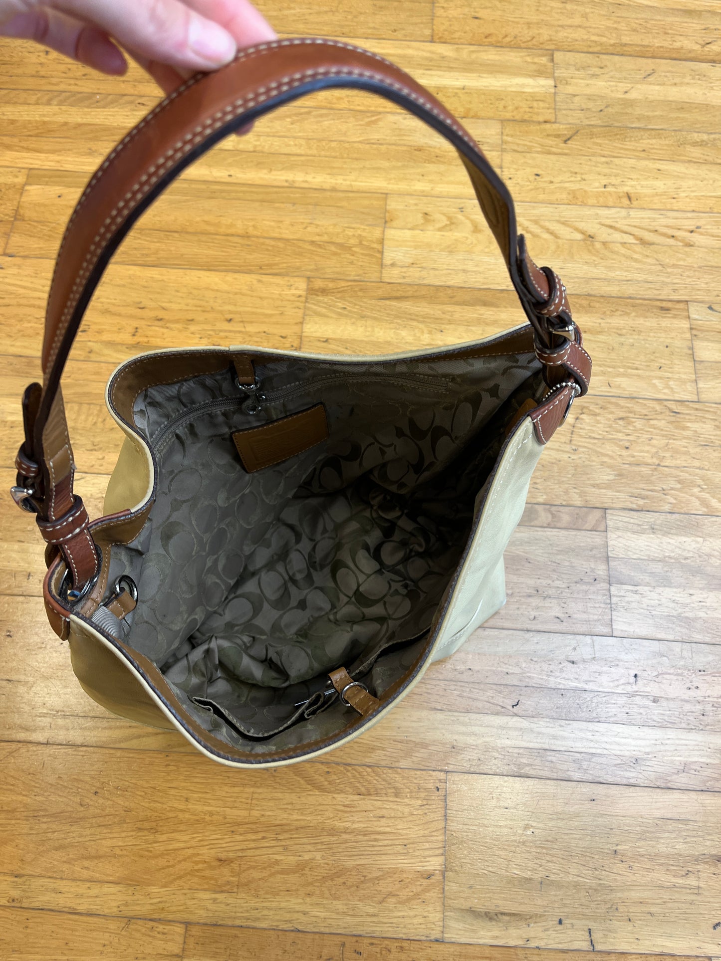 COACH PURSE REAl LEATHER