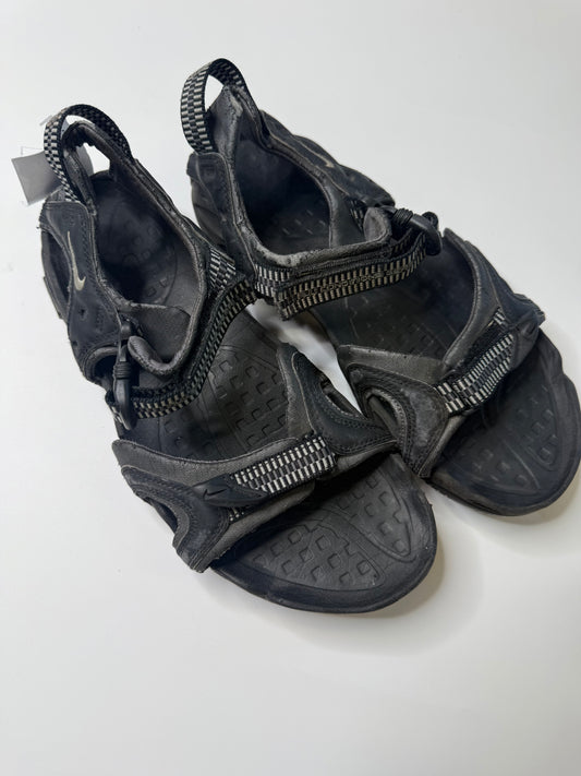 NIKE ACG VINTAGE Y2K TRAIL SANDALS