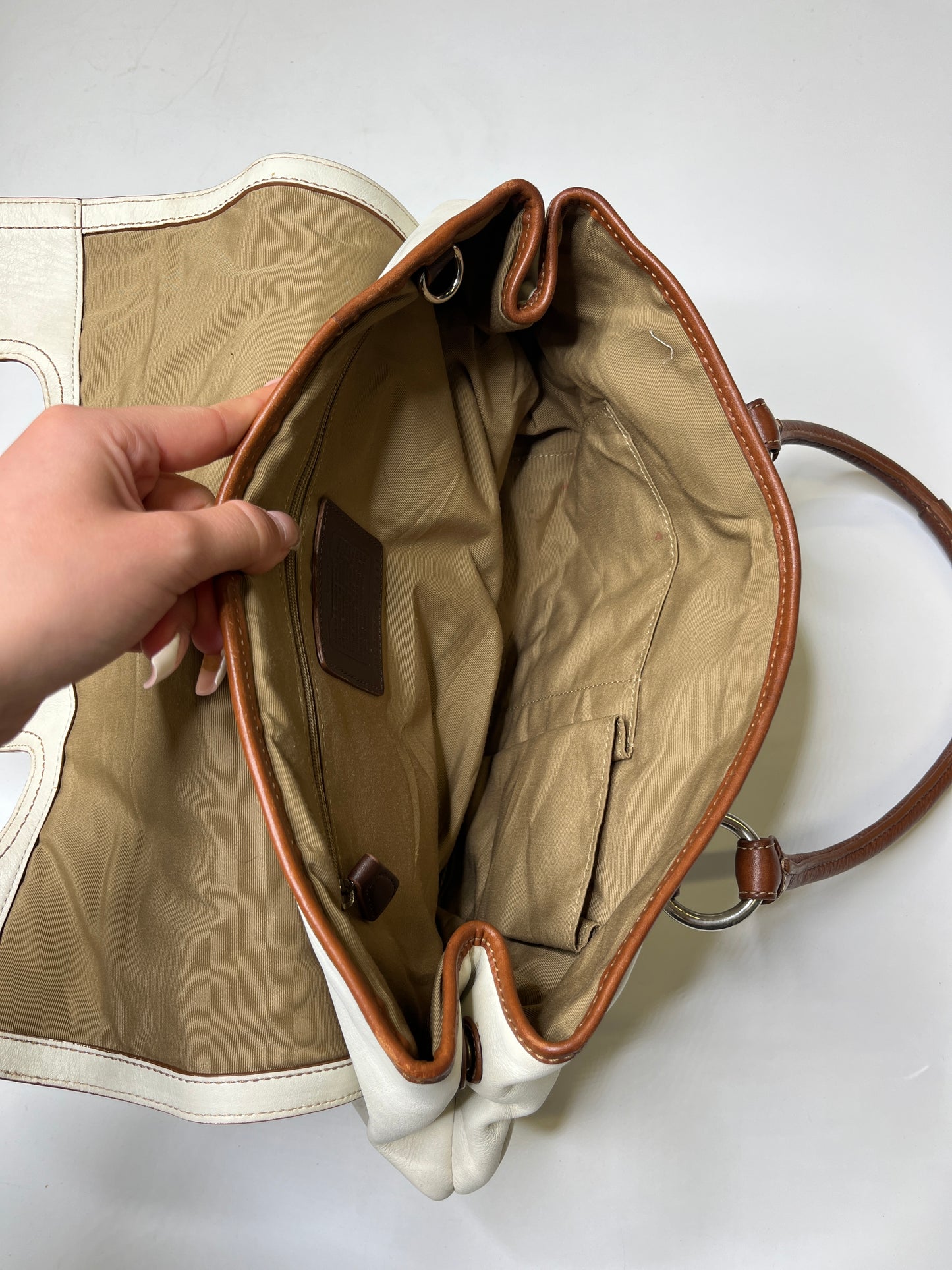 COACH PURSE GENUINE LEATHER