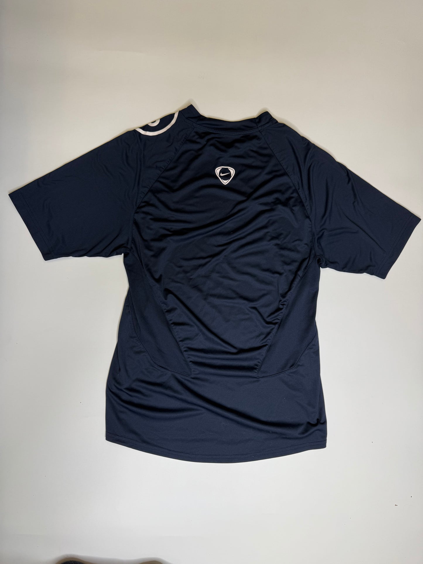 VINTAGE TOTAL 90 NIKE SPORTSSHIRT (-M)