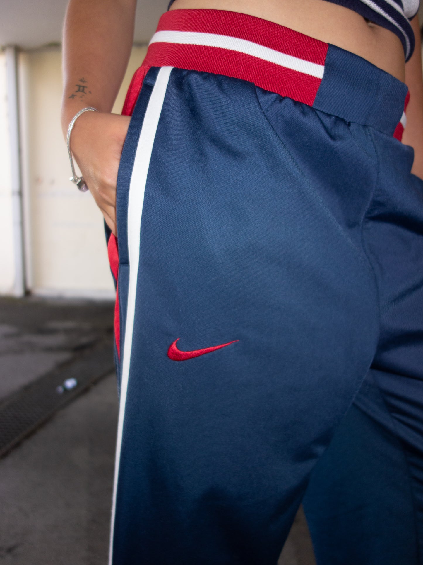 NIKE SWEAT PANTS 2000s (L)