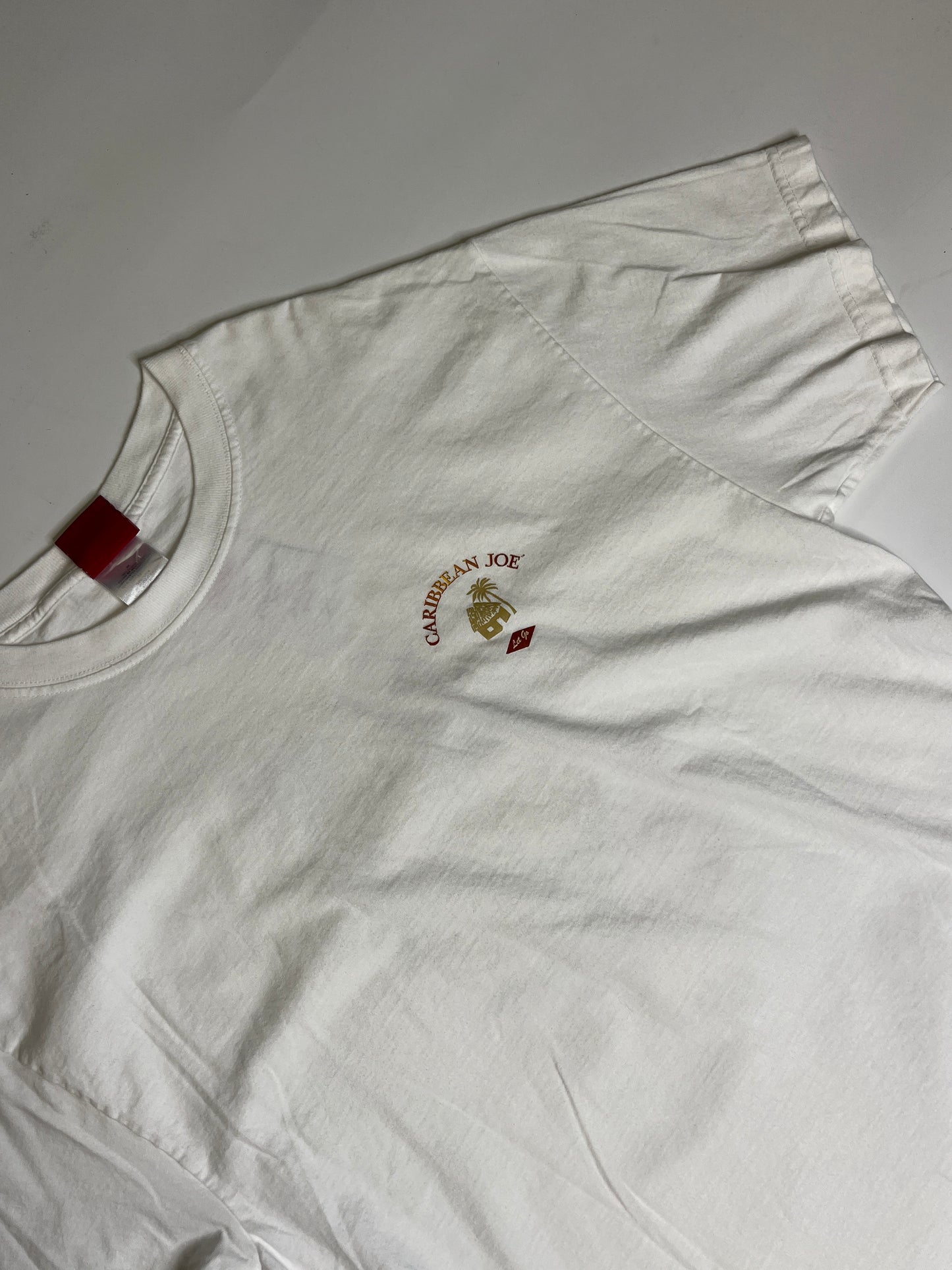 GRAPHIC T-SHIRT