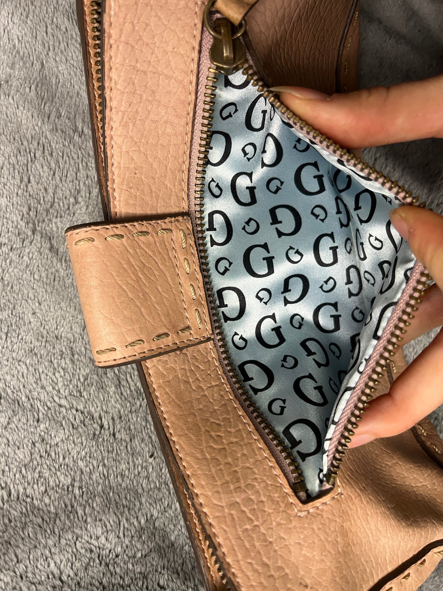 GUESS BAG