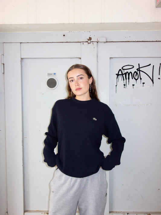 LACOSTE WOOL KNIT SWEATER (M-L)