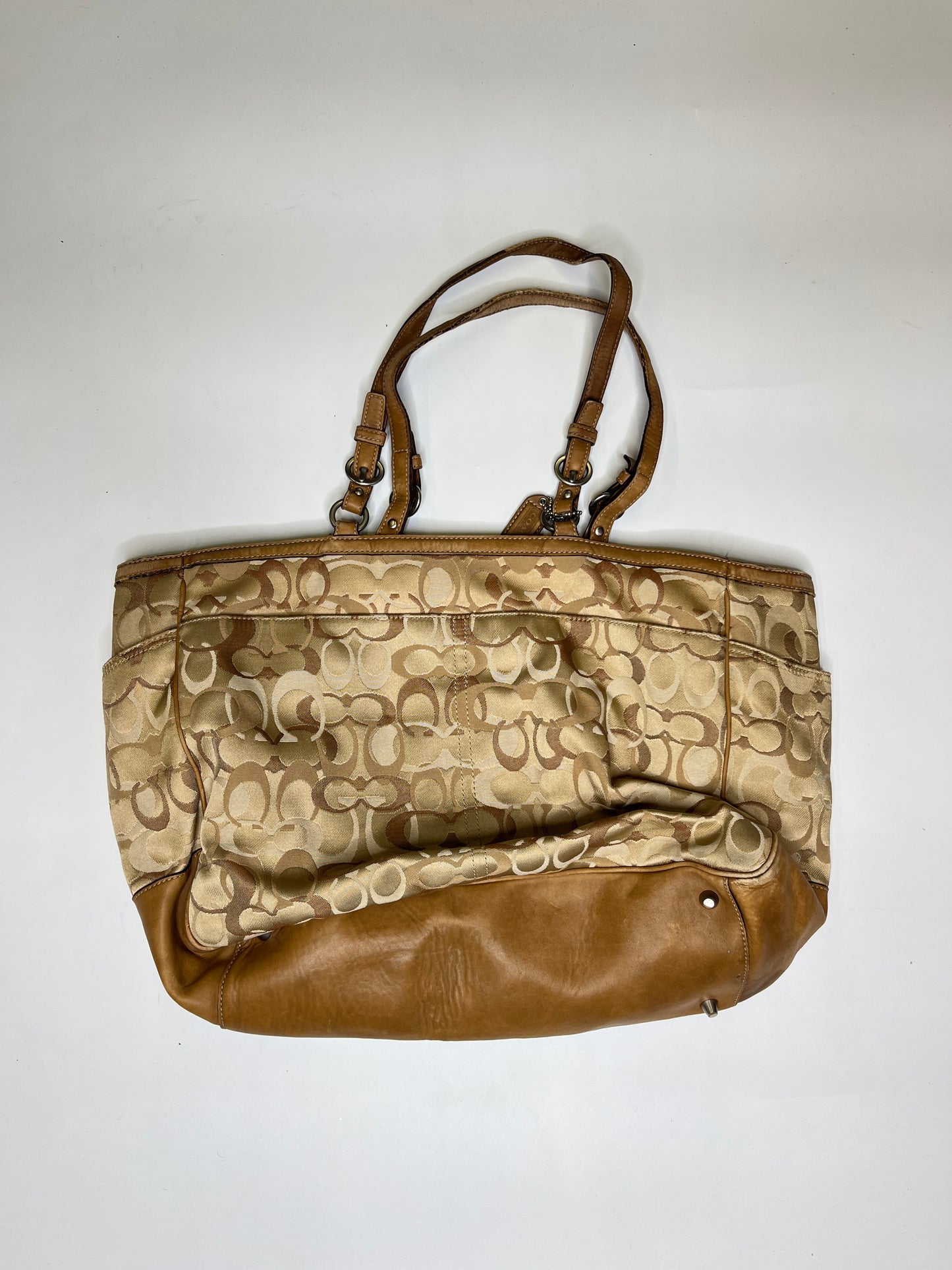 COACH MONOGRAM PURSE LEATHER