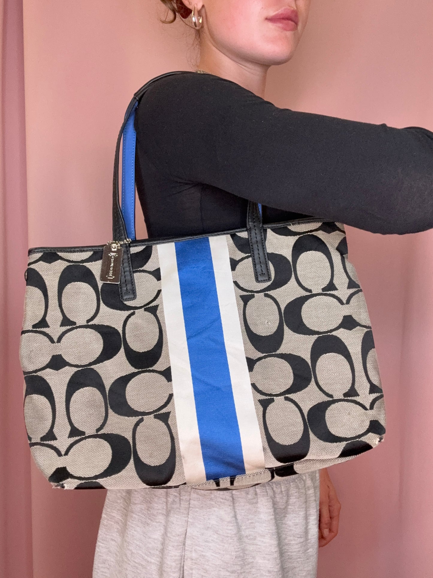 COACH MONOGRAM PURSE