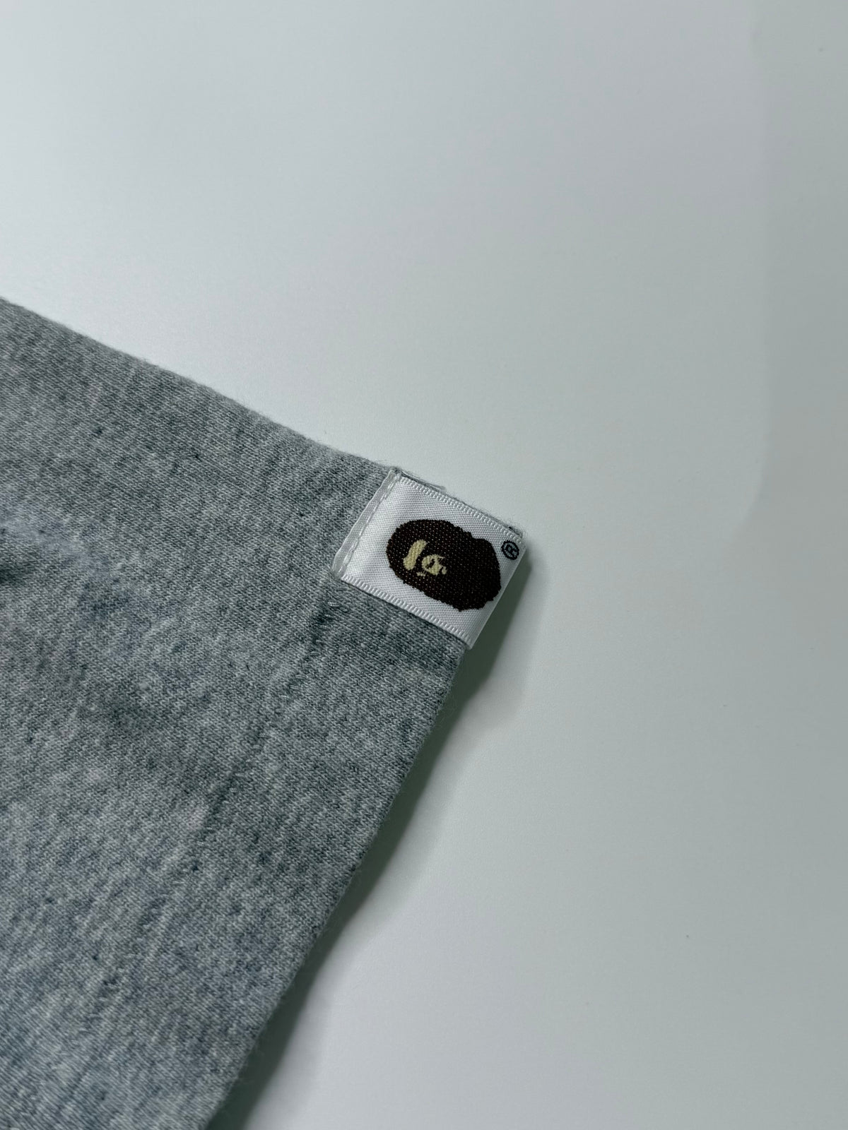 BAPE LADIES BABY MILO TEE – GREY (S)
