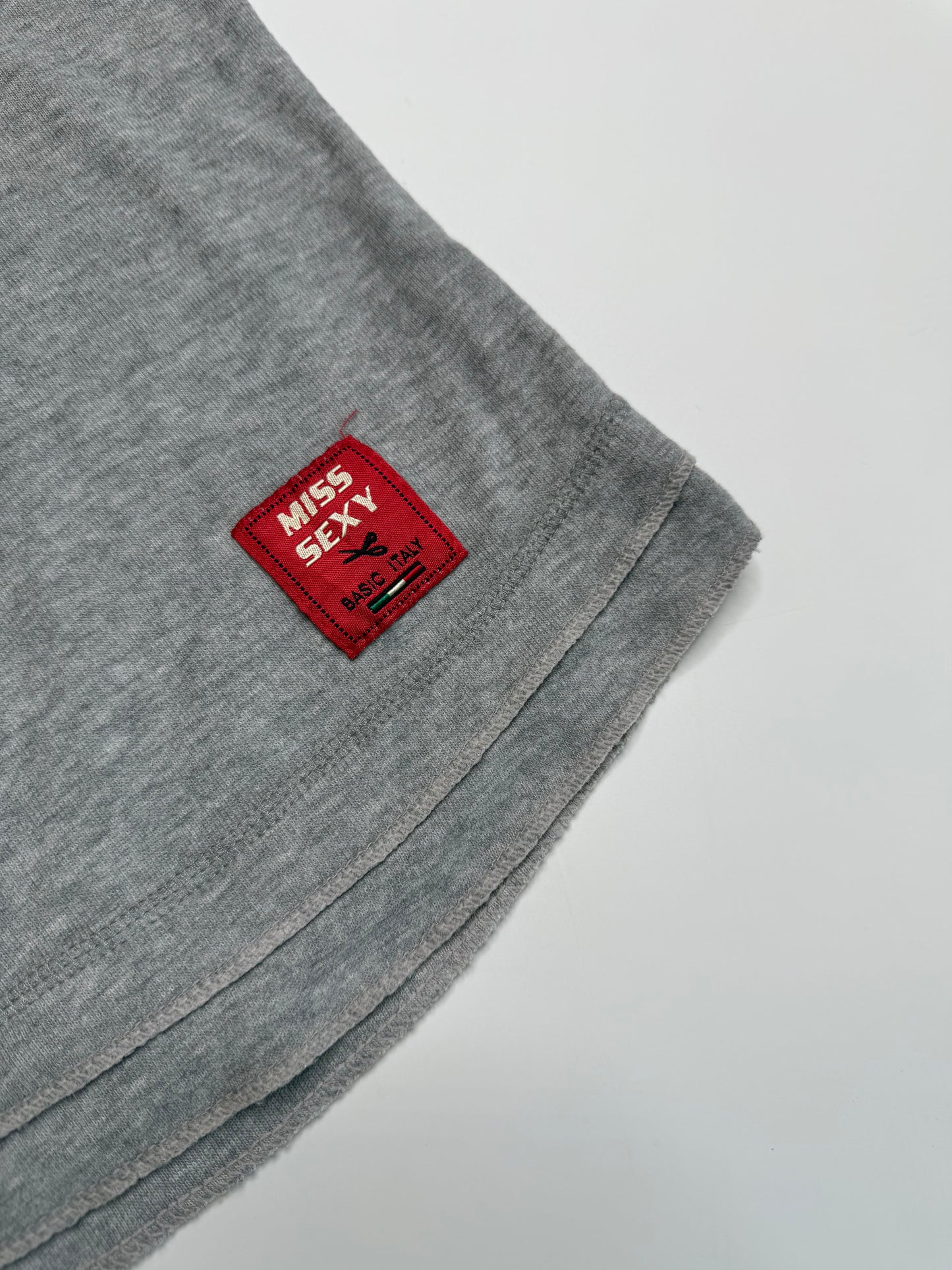 MISS SEXY VINTAGE ITALIAN V-NECK T-SHIRT (S)