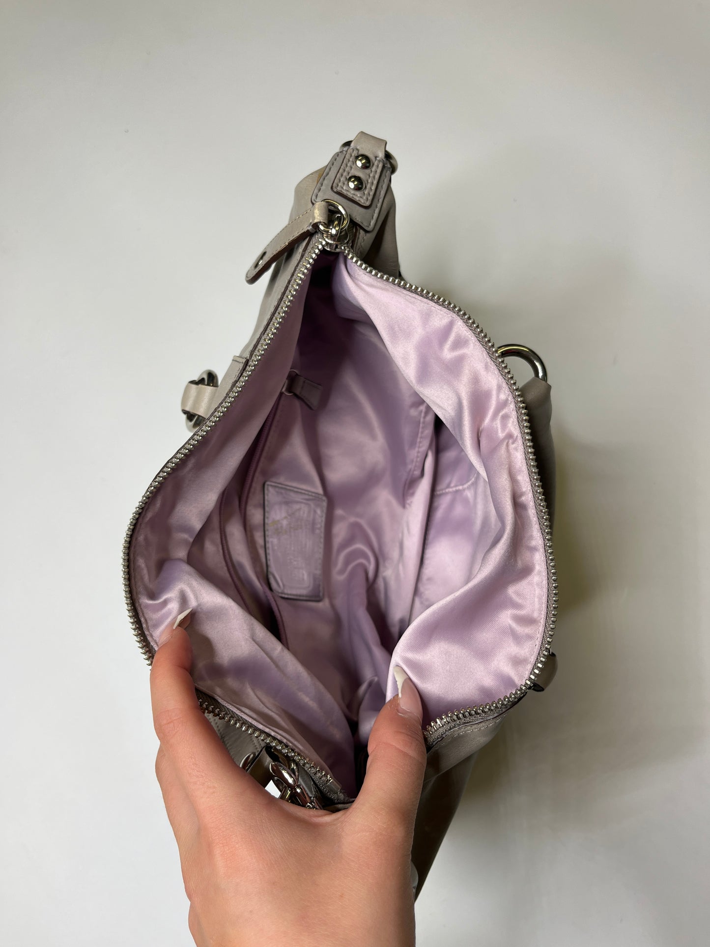 GREY LEATHER COACH PURSE