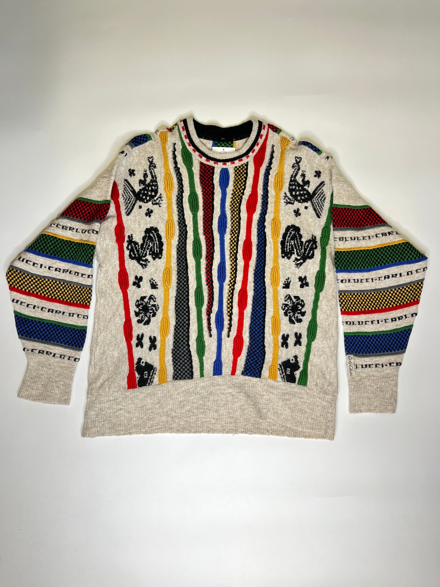 COOGI STYLE SWEATER (M-L)