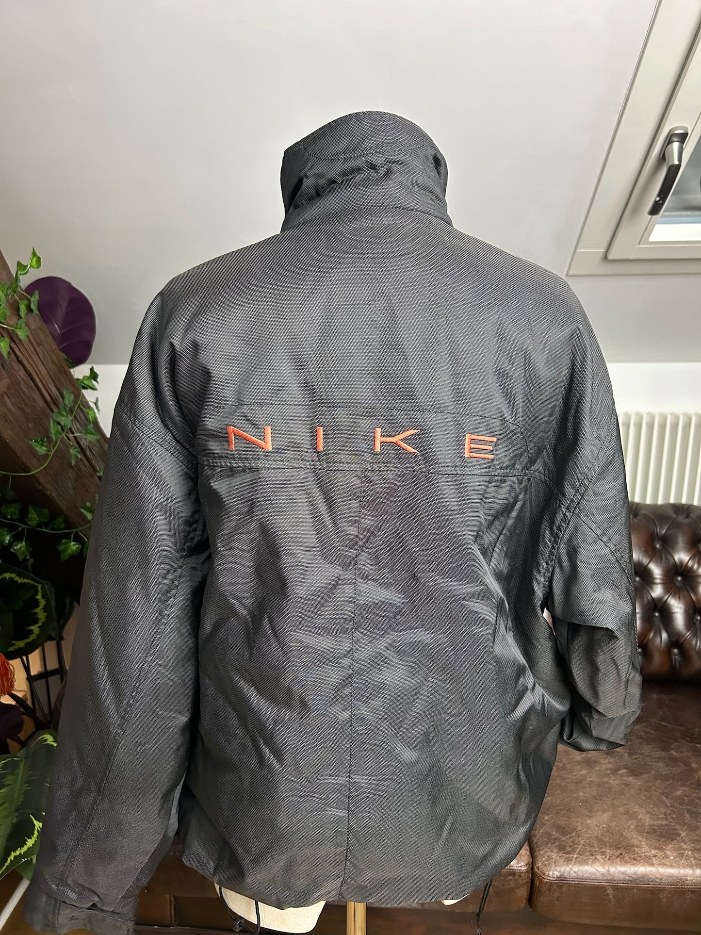 RARE NIKE SPELLOUT JACKET 90s (M)