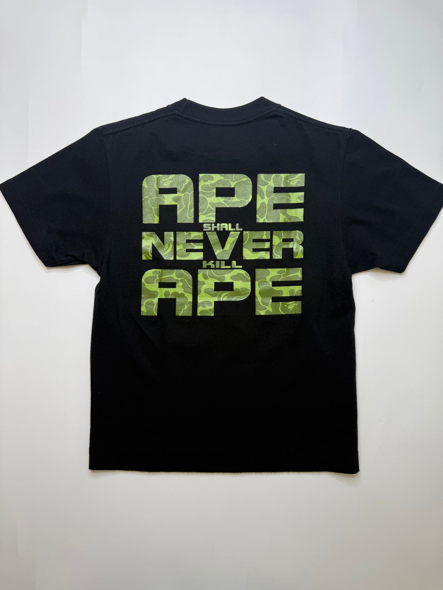 BAPE APE SHALL NEVER KILL APE TEE – GREEN CAMO (S)