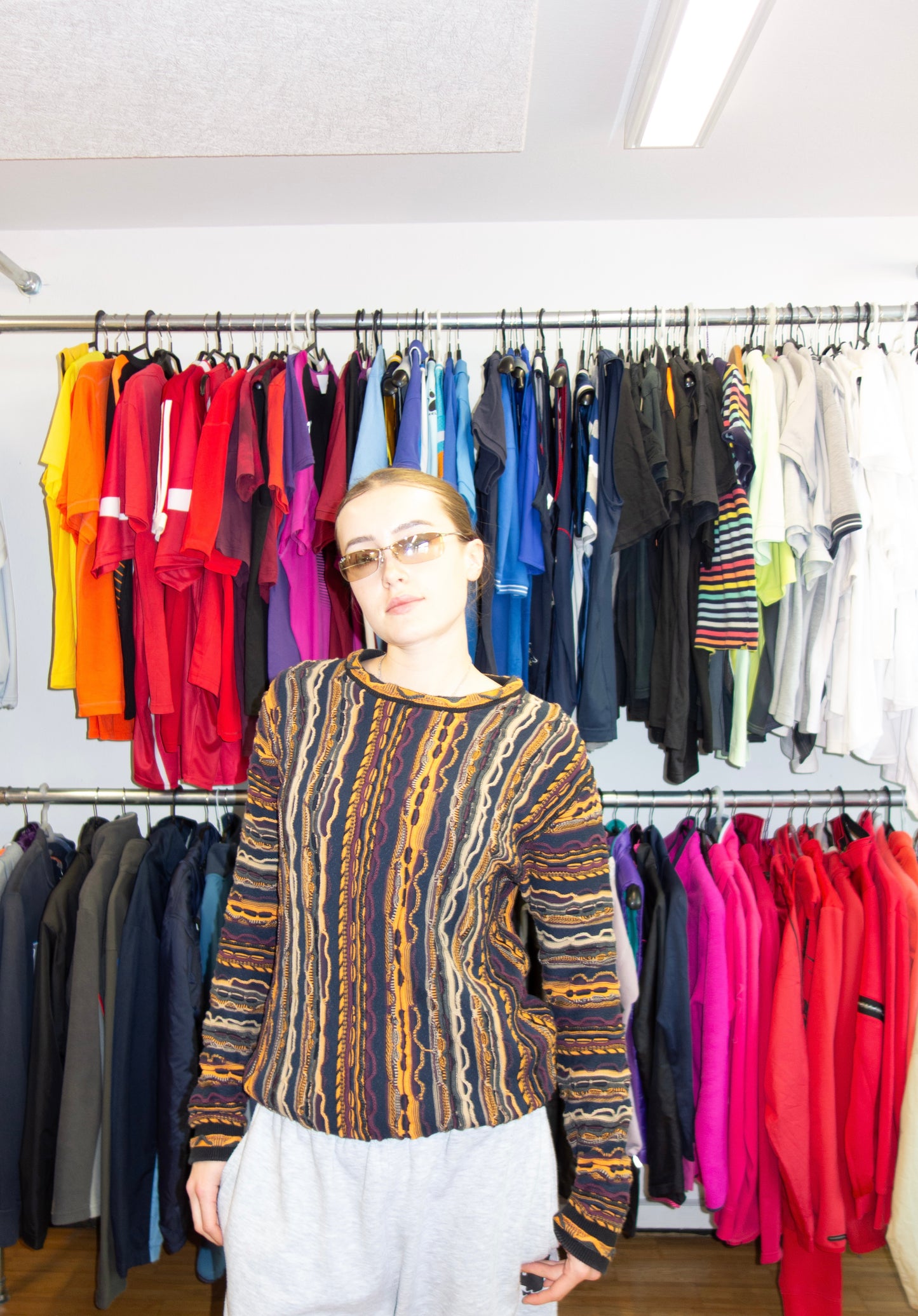 COOGI STYLE SWEATER (M)