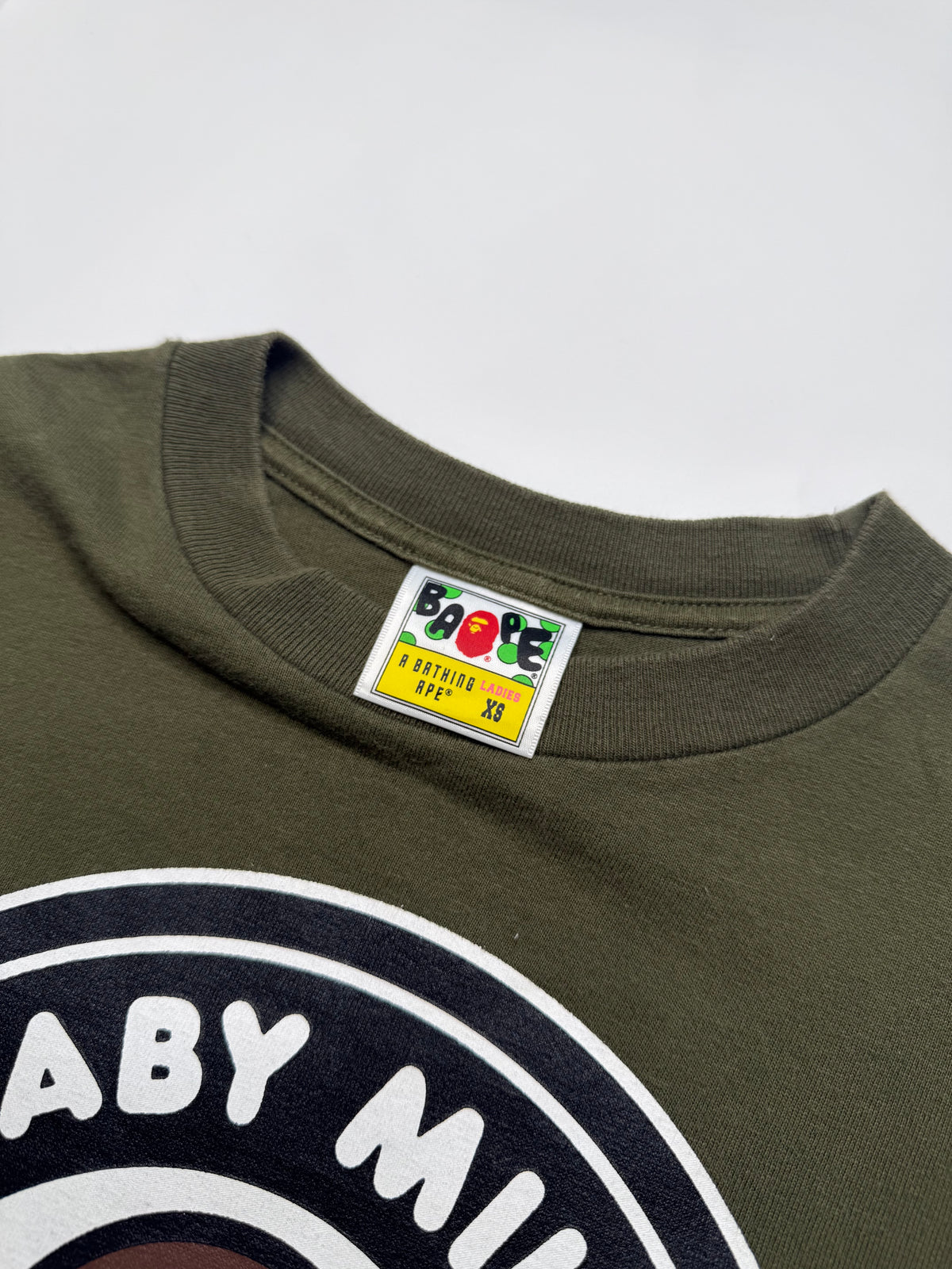 BAPE LADIES BABY MILO CIRCLE LOGO TEE – OLIVE (XS)