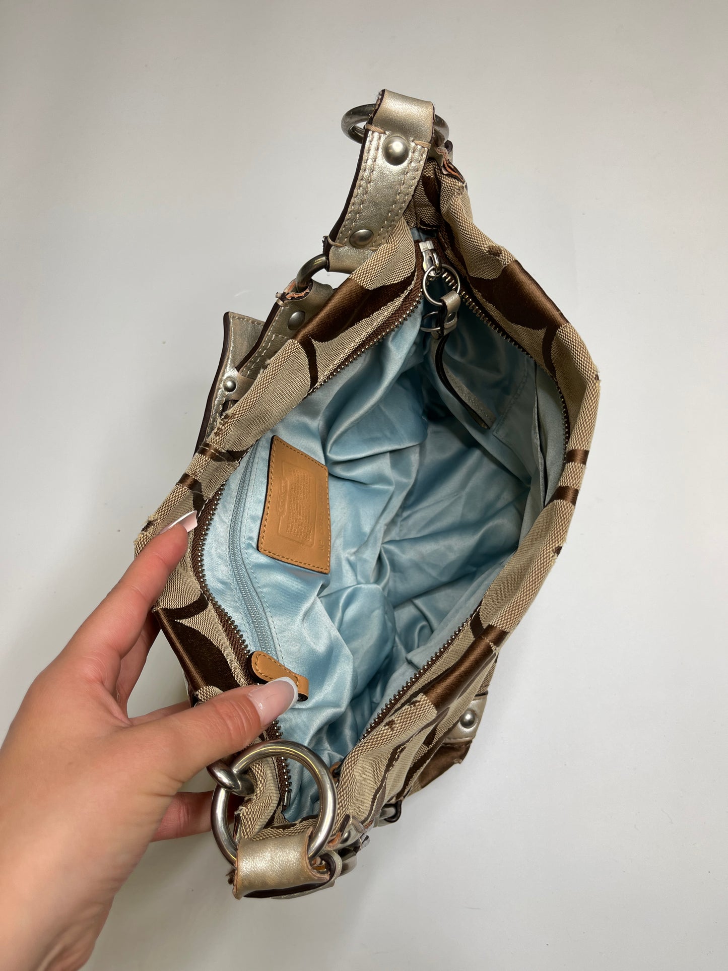 COACH MONOGRAM PURSE SILVER
