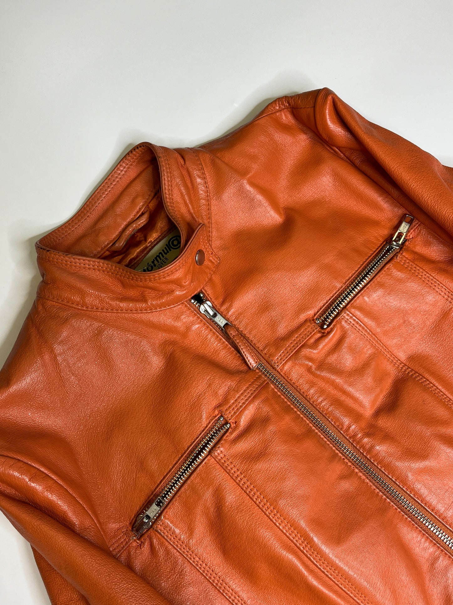 VINTAGE ORANGE LEATHER JACKET (~ M)