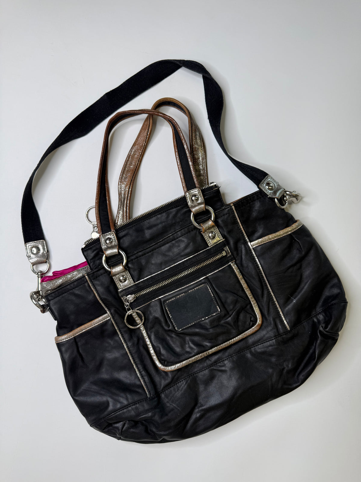 COACH LEATHER TOTE BAG WITH METALLIC TRIM (BLACK)