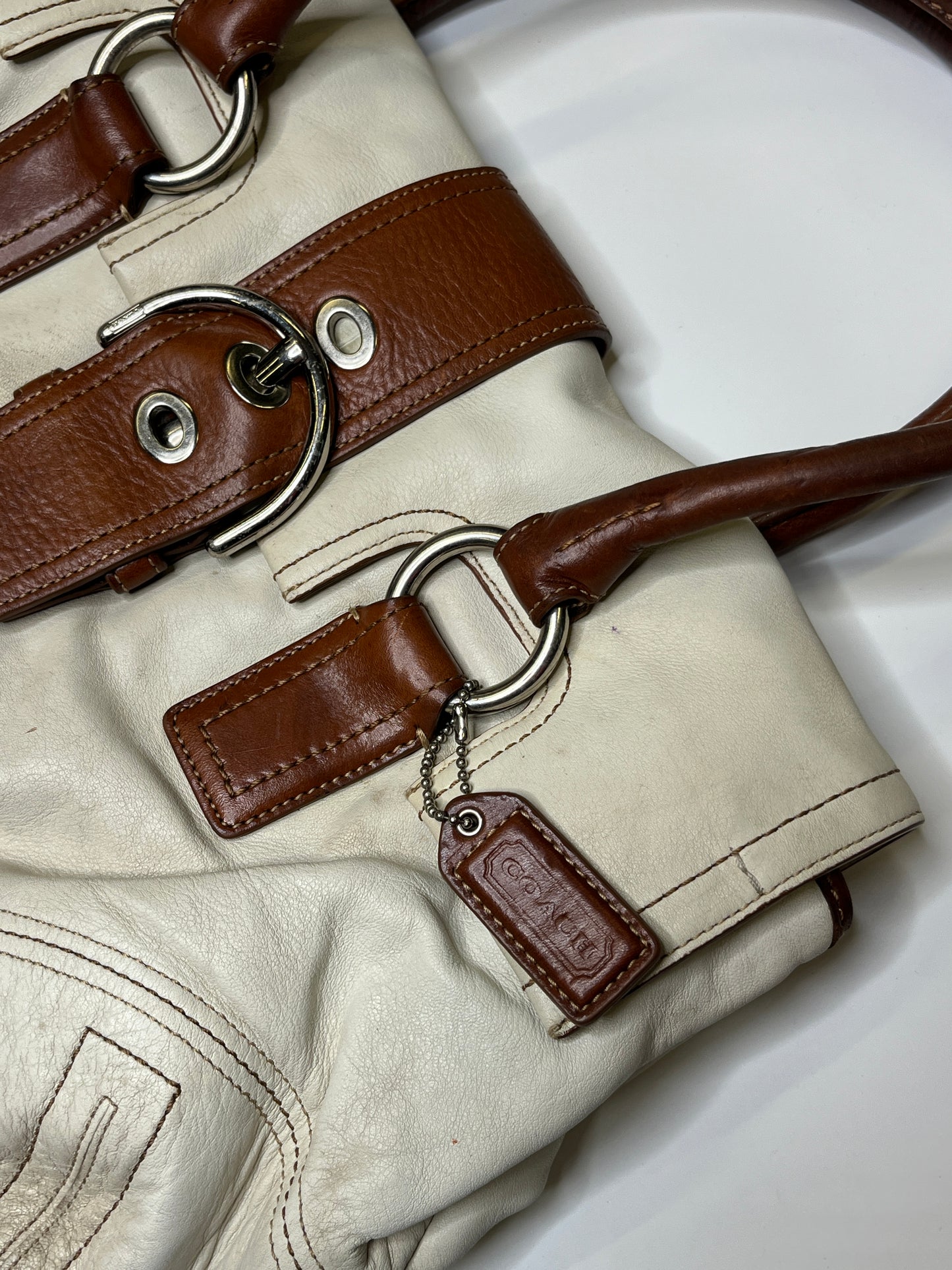 COACH PURSE GENUINE LEATHER