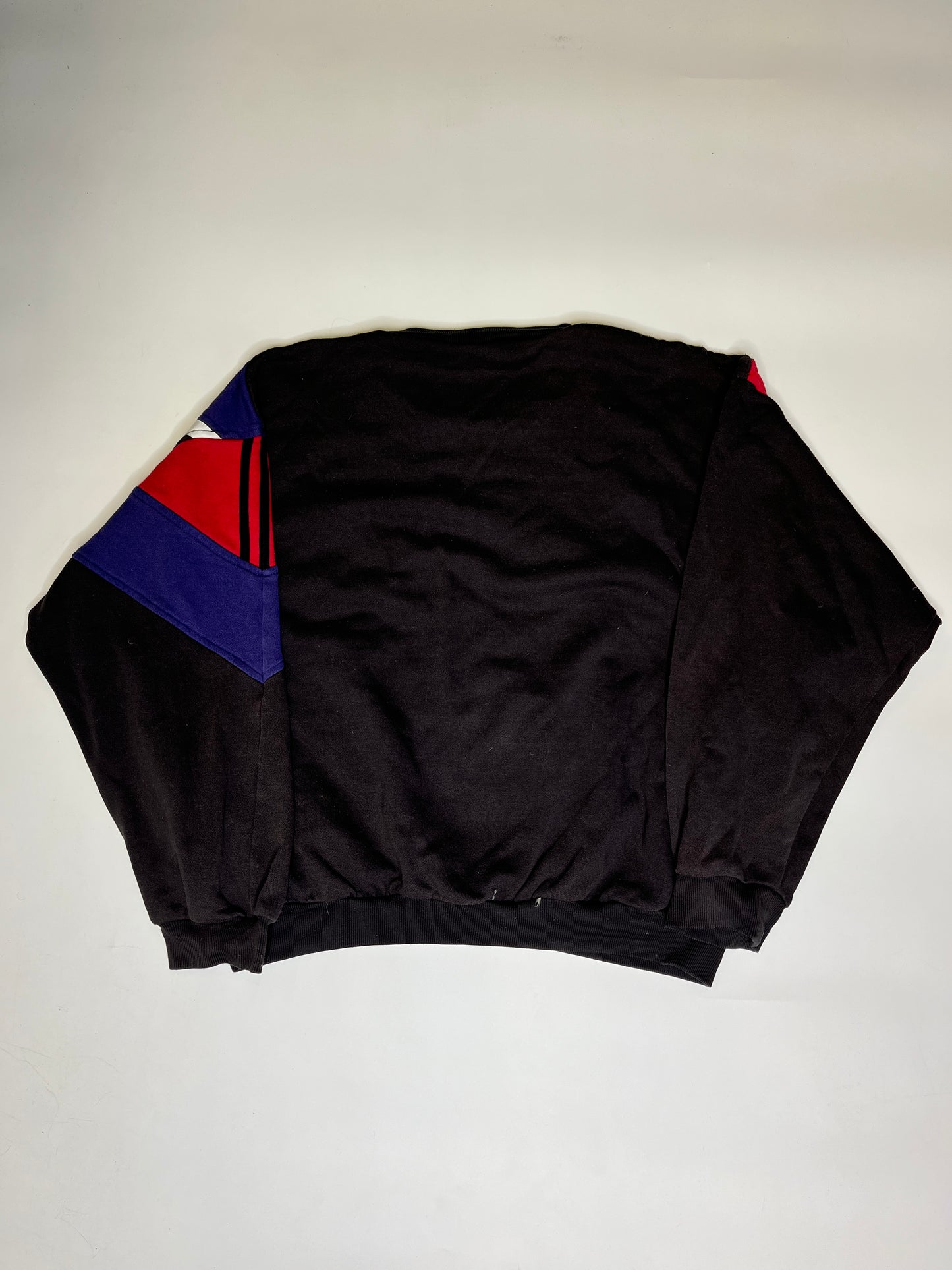 ADIDAS SWEATER (~M)