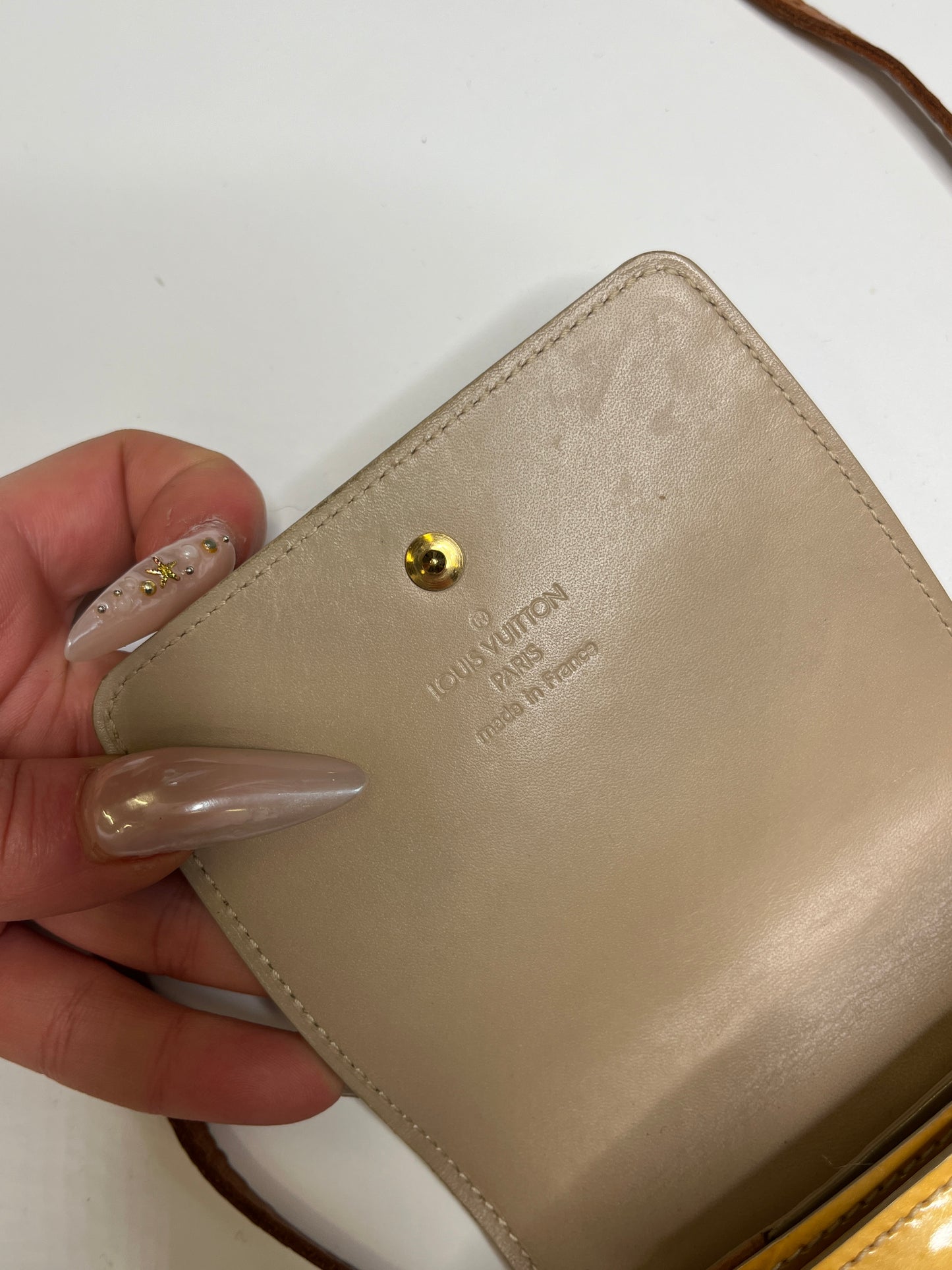 LOUIS VUITTON DOUBLE PHONE POUCH VERNIS