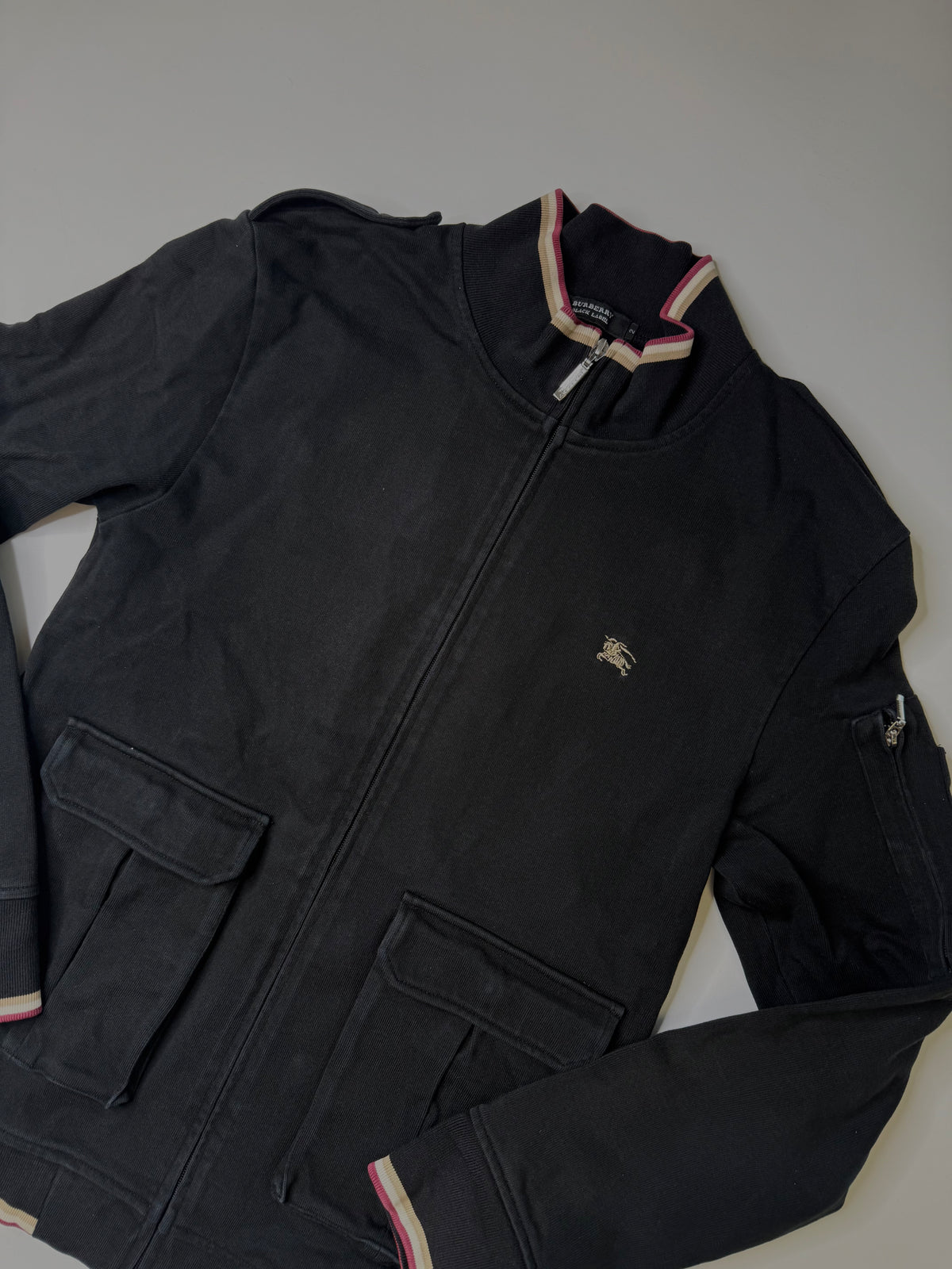 VINTAGE BURBERRY BLACK LABEL ZIP JACKET BLACK (M/L)