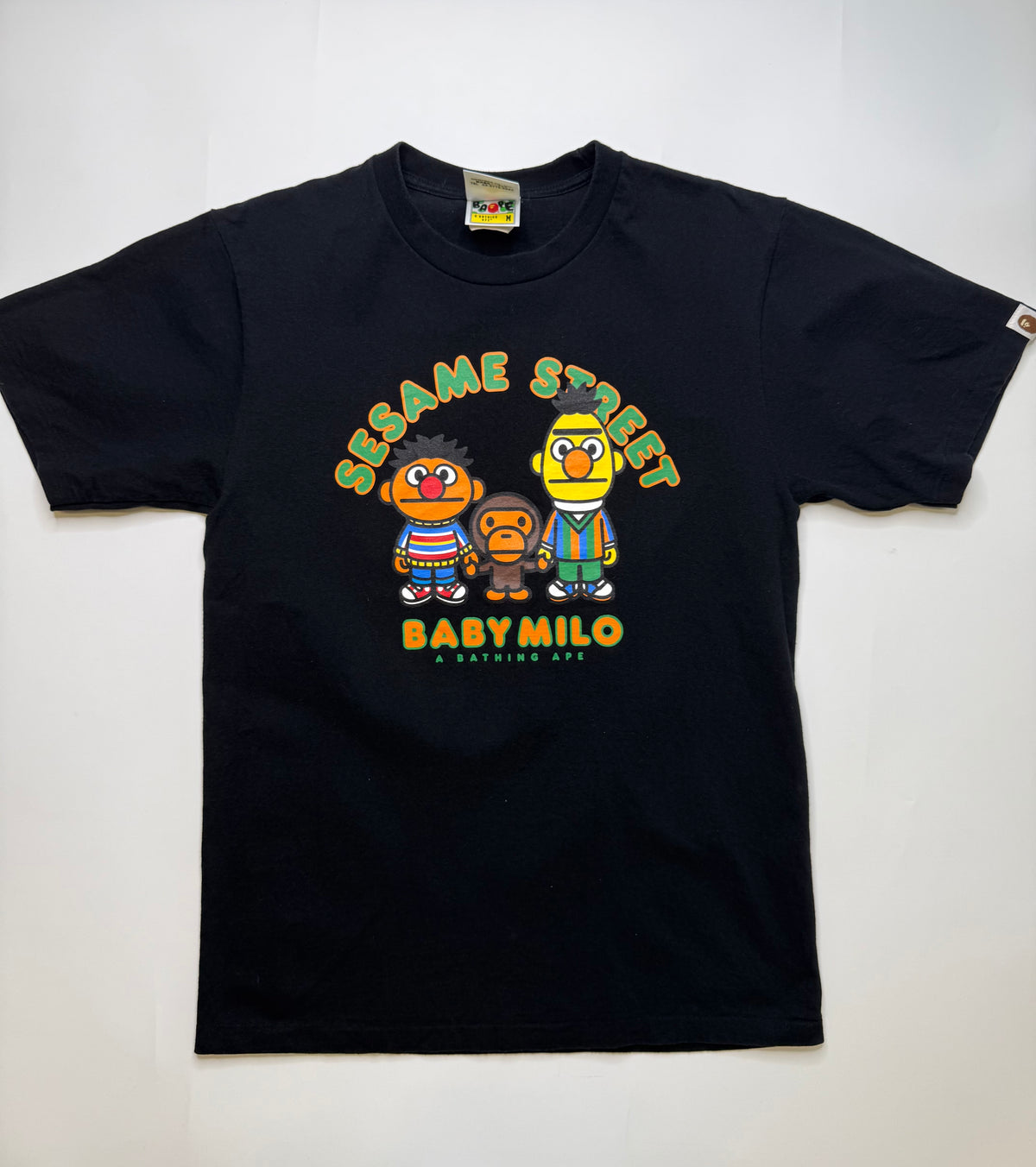 BAPE SESAME STREET BABY MILO TEE – BLACK (M)
