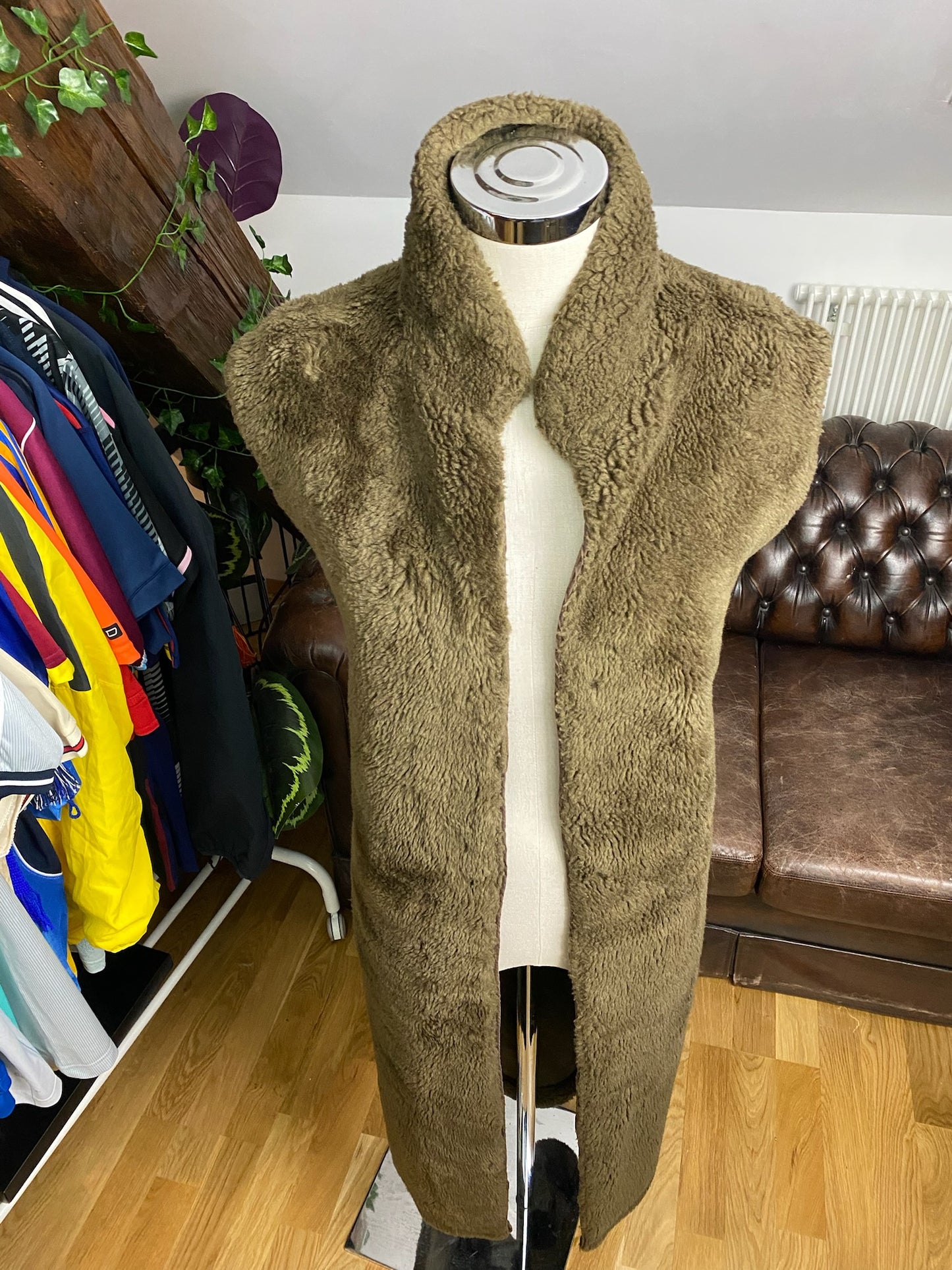 FAUX FUR COAT VEST (L-XL)