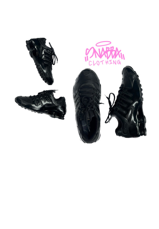 NIKE SHOX NZ BLACK RARE! (small 39)