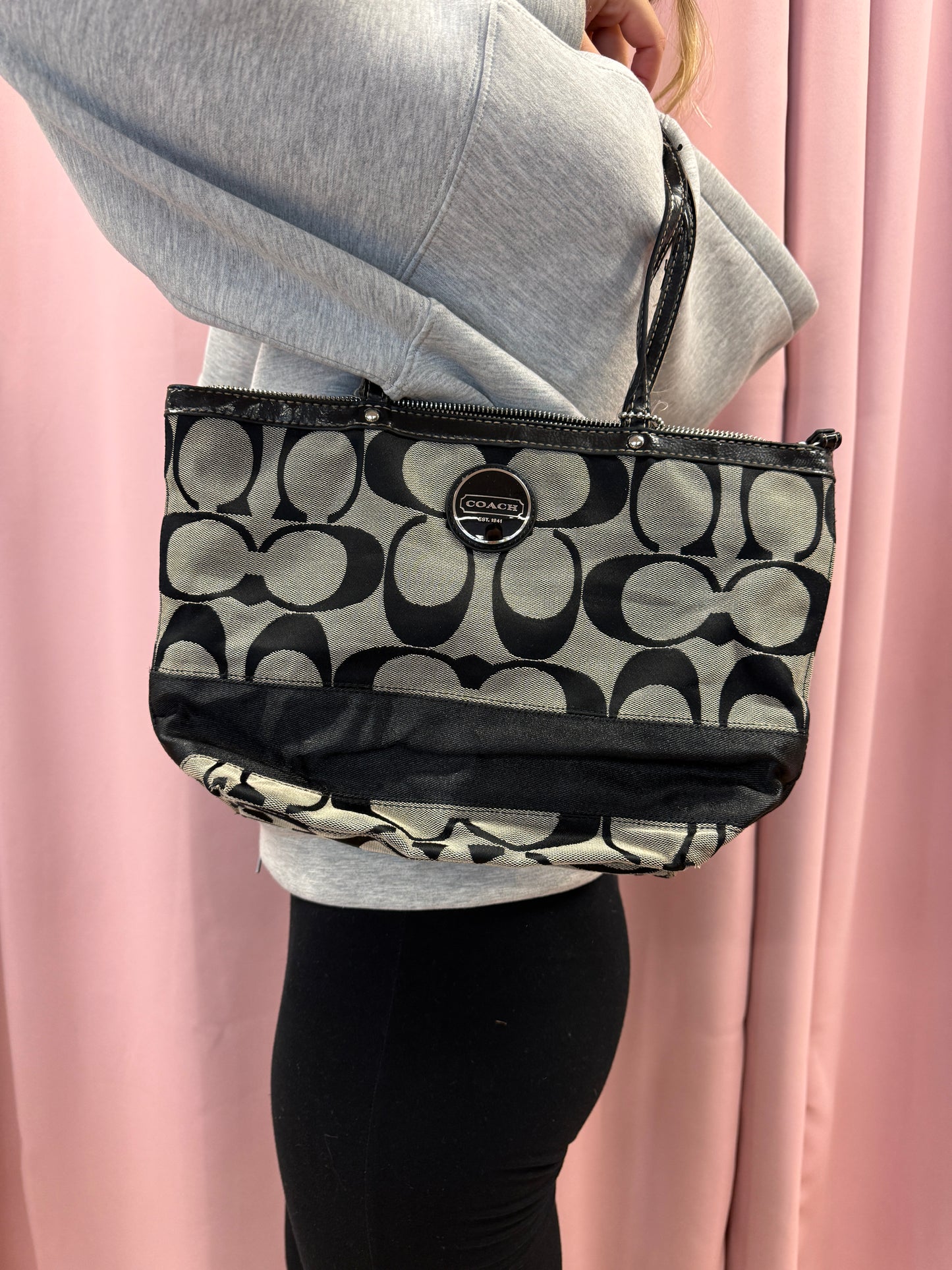 COACH MONOGRAM PURSE