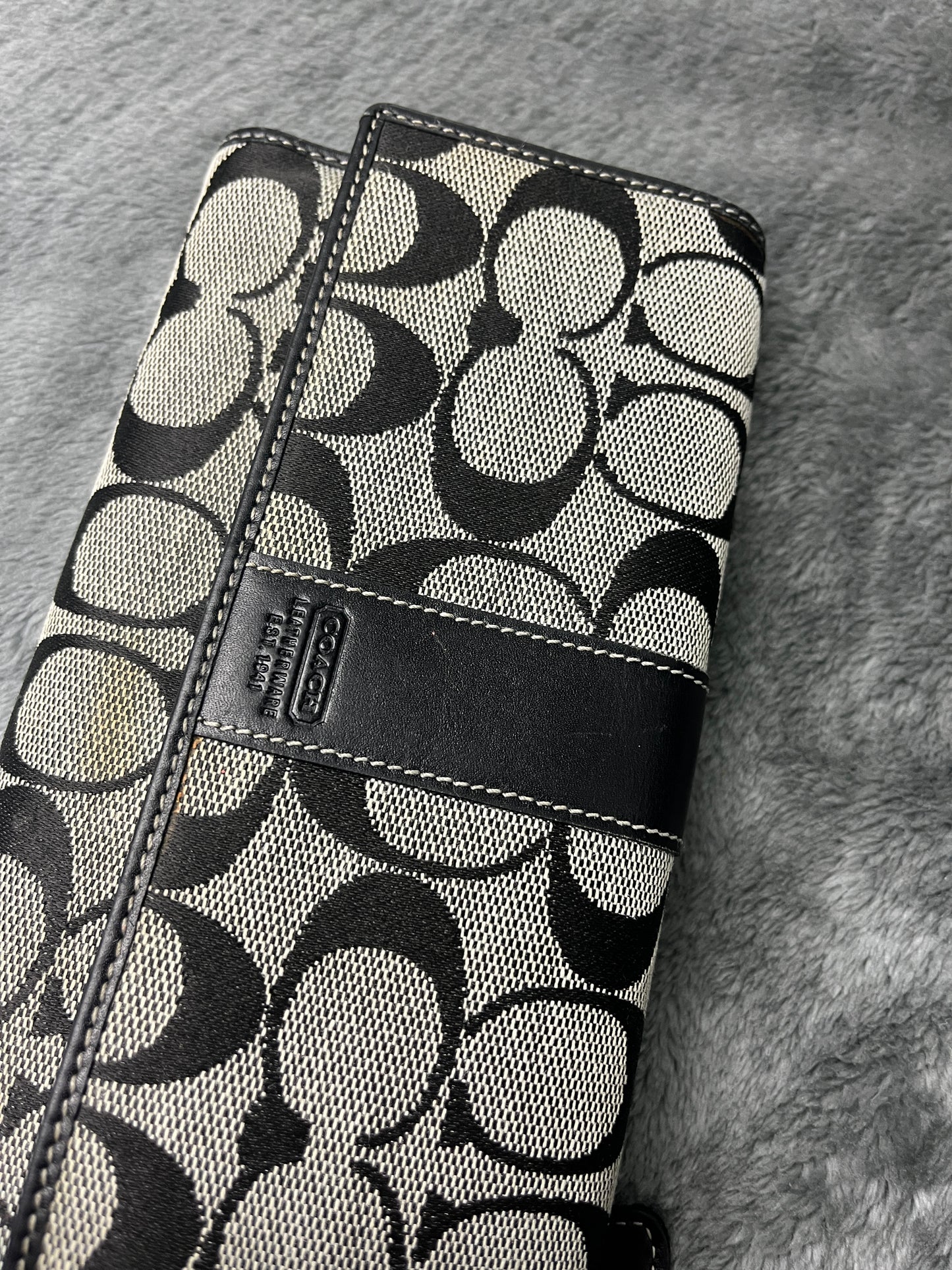 COACH WALLET MONOGRAM