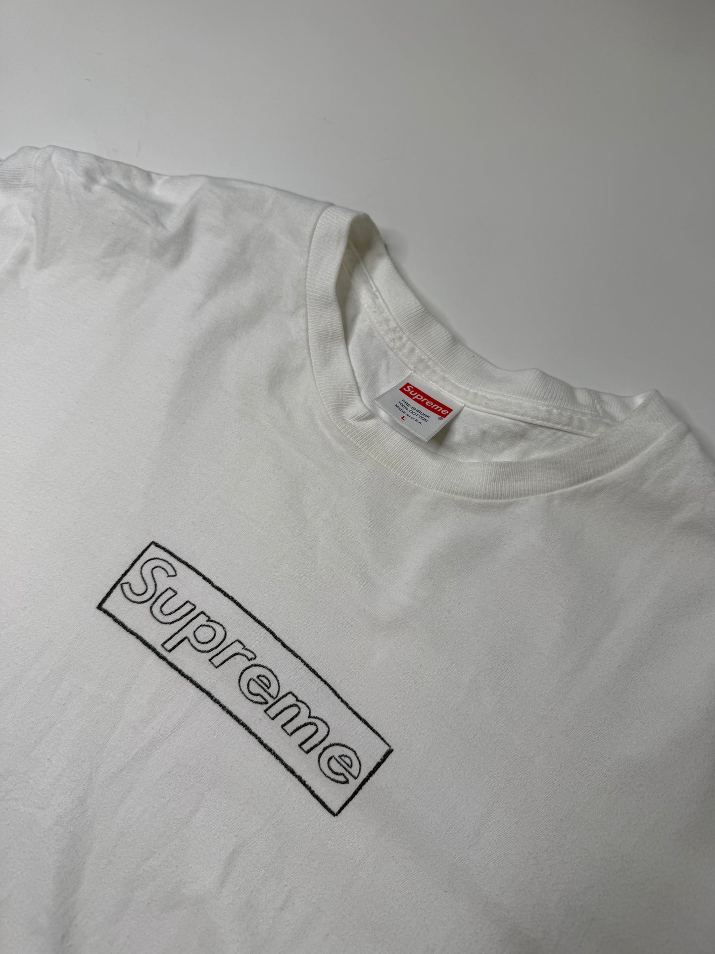 SUPREME OUTLINE BOX LOGO TEE (WHITE)
