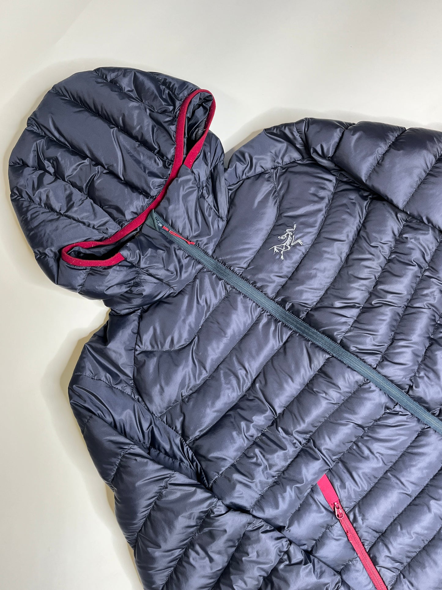 THIN ARCTERYX PUFFER JACKET (~S)