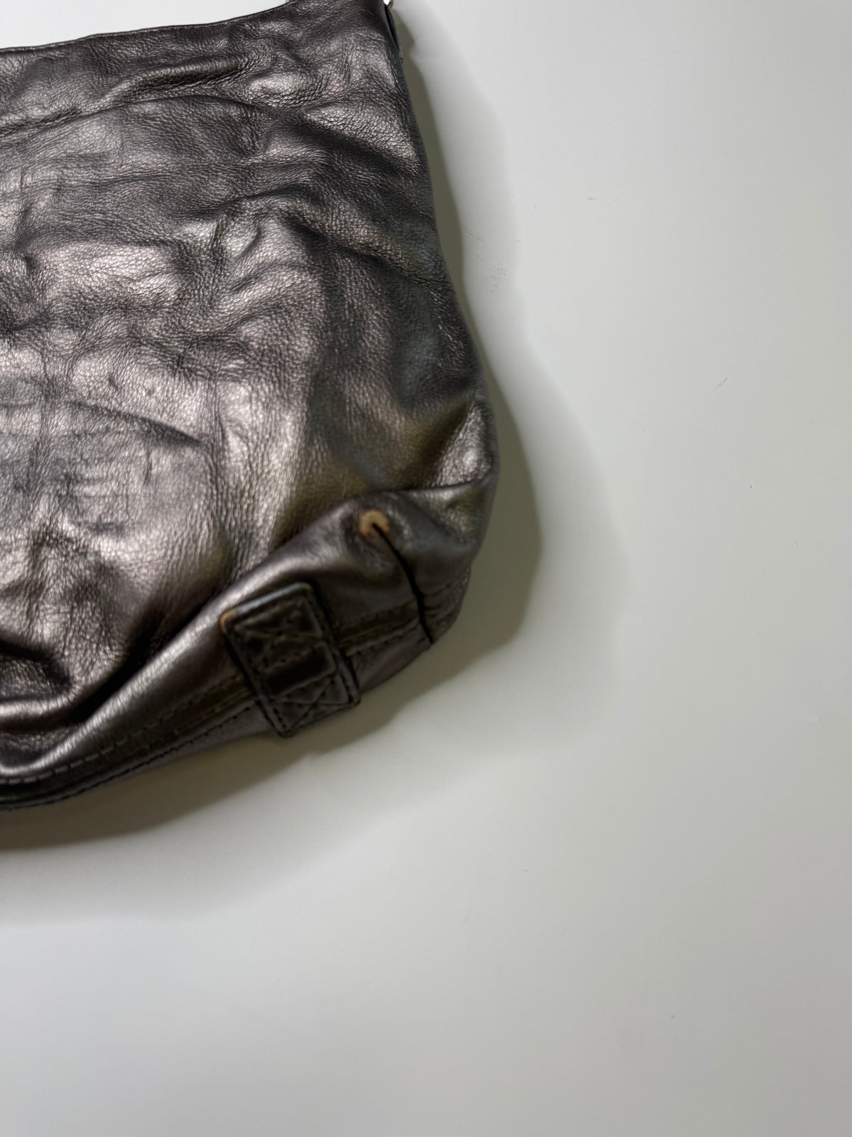 MICHAEL KORS LEATHER MESSENGER BAG CHROME