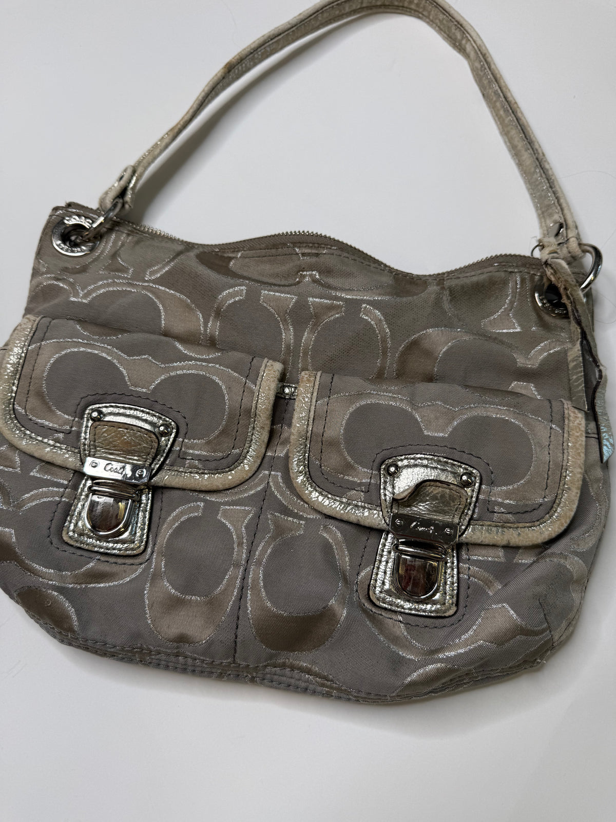 COACH SIGNATURE JACQUARD SHOULDER BAG (GREY)