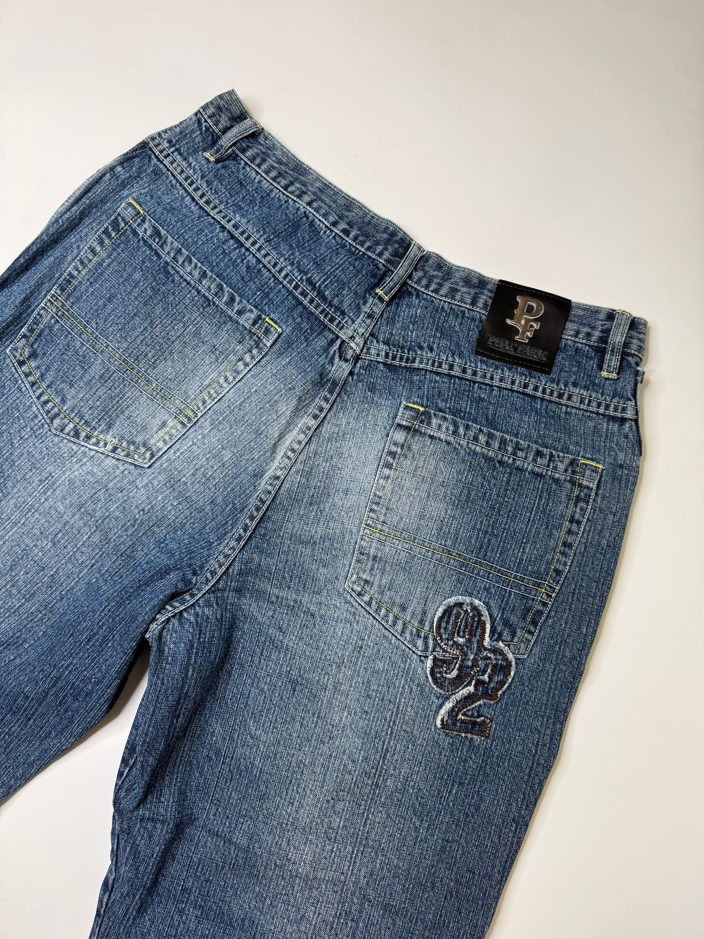 PHAT FARM CARPENTER JEANS BLUE (L-XL)