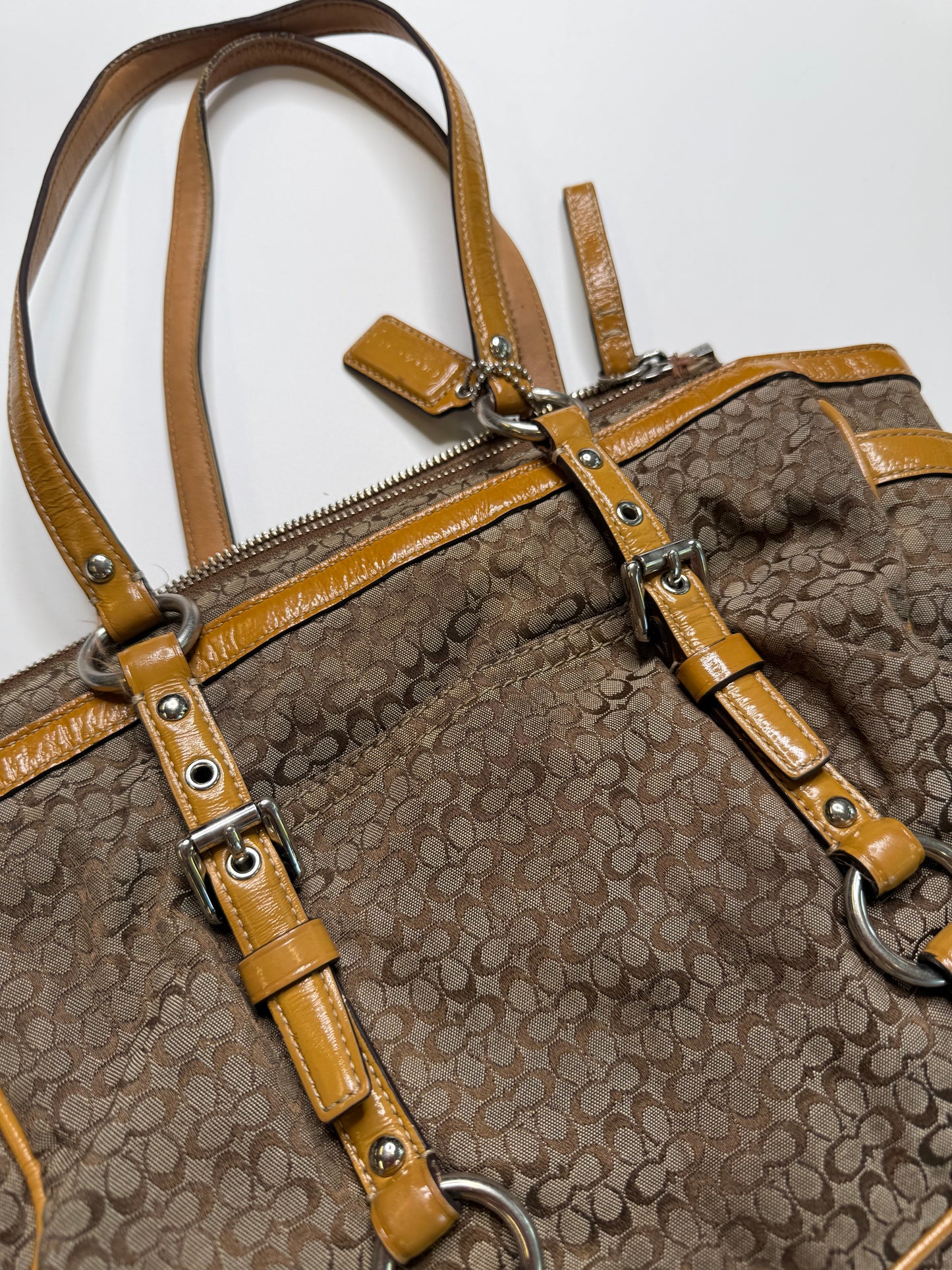 COACH VINTAGE SIGNATURE CANVAS BUCKLE STRAP TOTE BAG