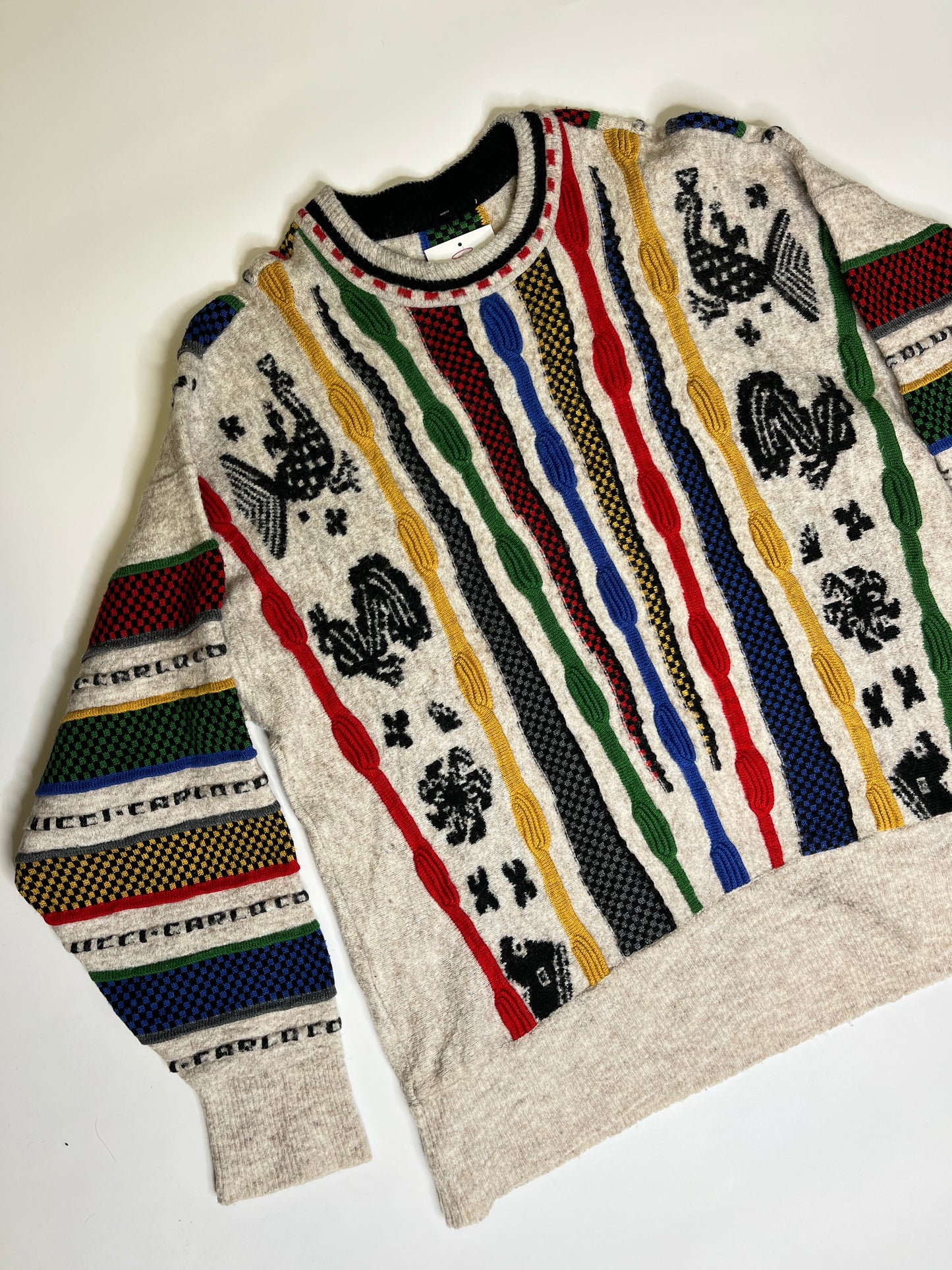 COOGI STYLE SWEATER (M-L)