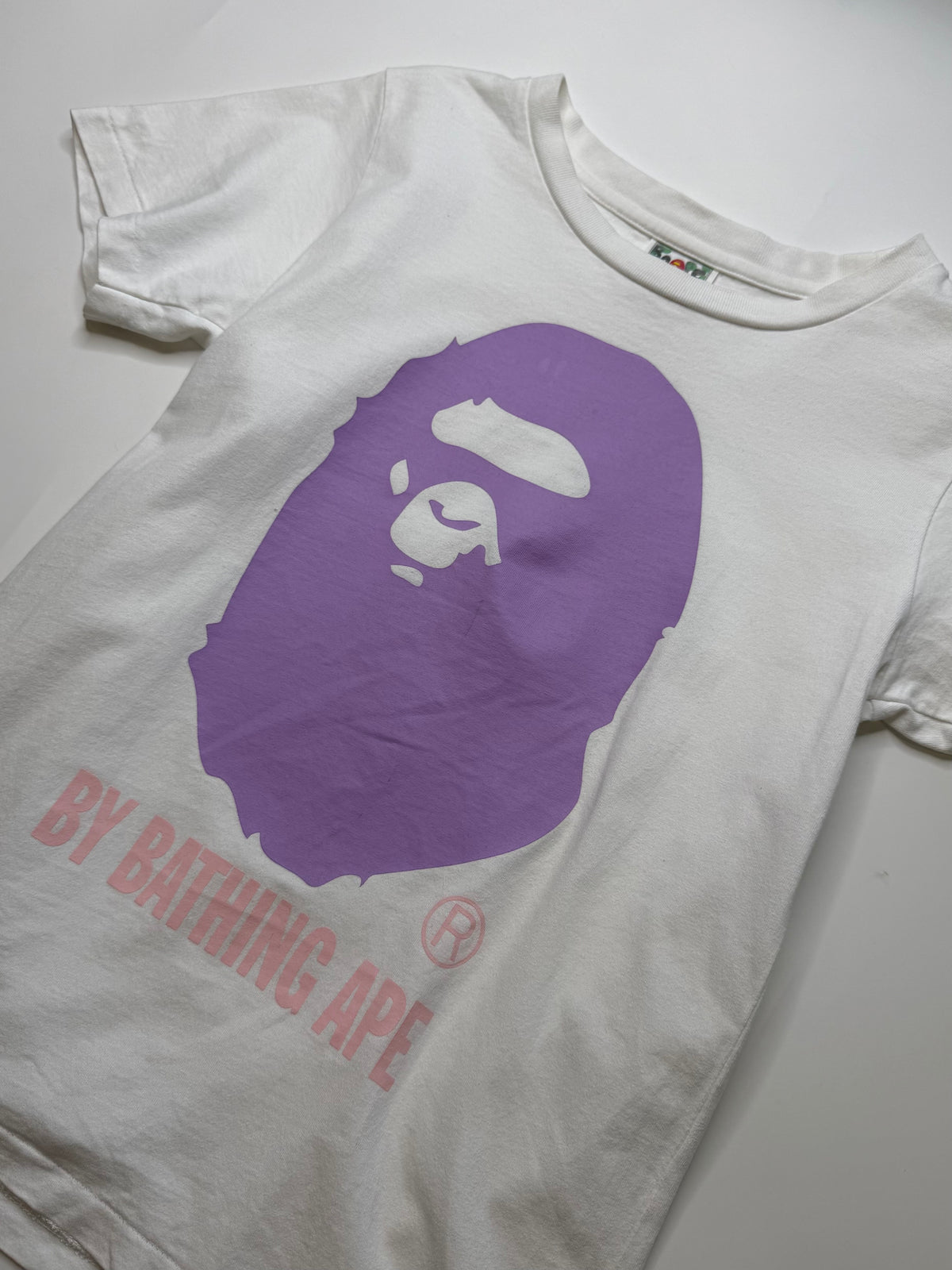 BAPE BY BATHING APE TEE – WHITE PURPLE (XS)